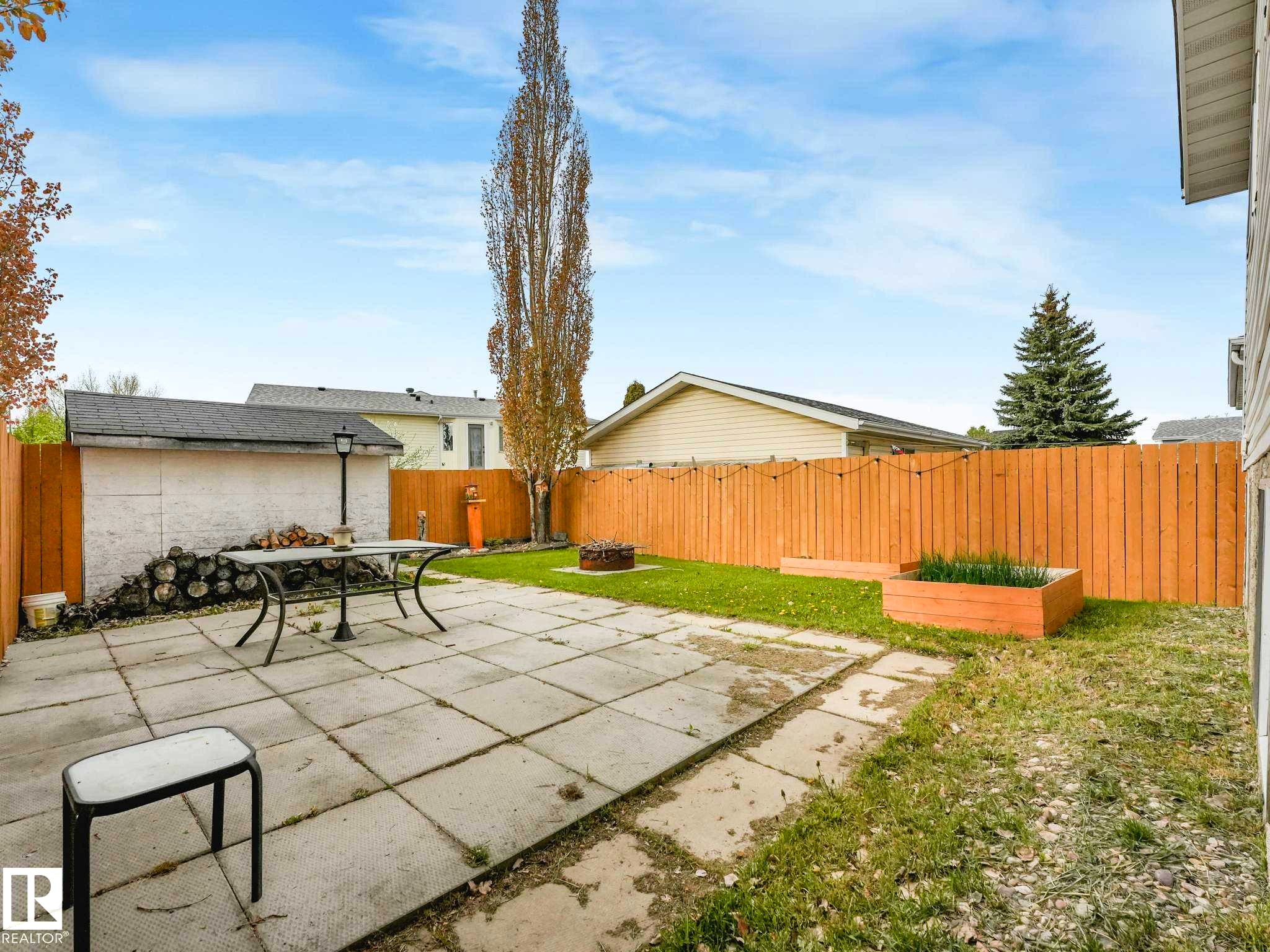 317 Kline Crescent, Edmonton, AB - Outdoor