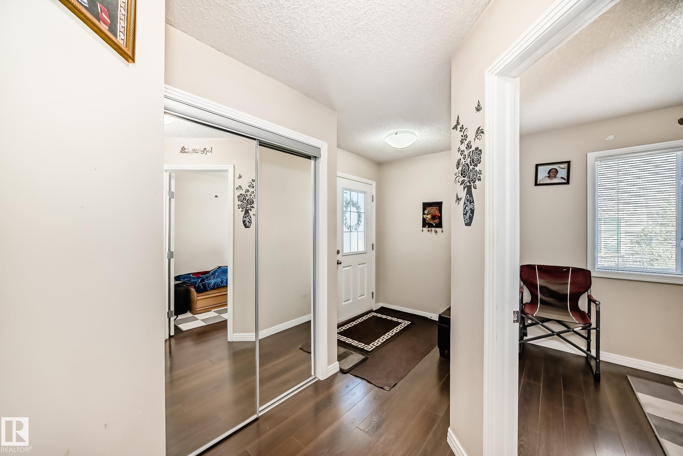625 56 Street, Edmonton, AB - Indoor Photo Showing Other Room