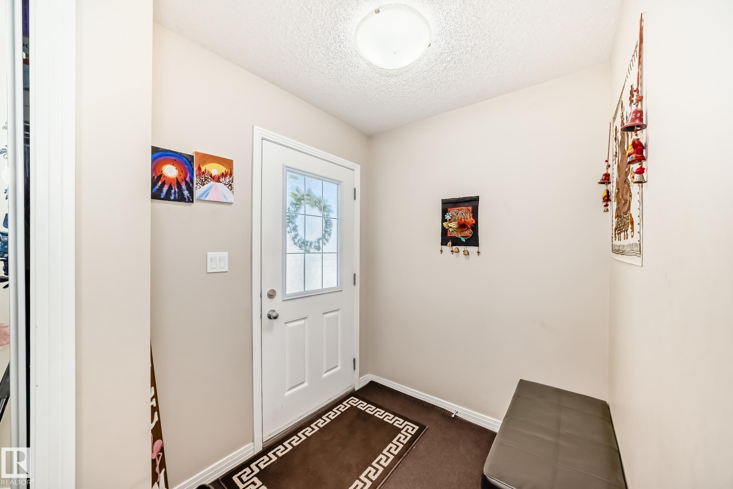 625 56 Street, Edmonton, AB - Indoor Photo Showing Other Room
