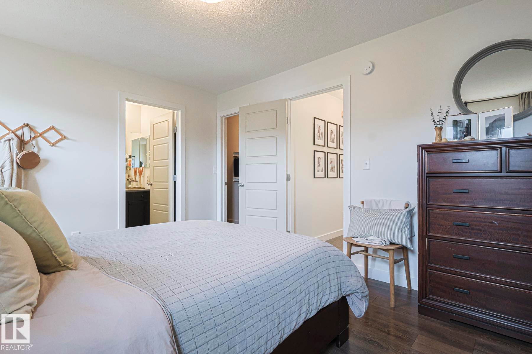 8952 218 Street, Edmonton, AB - Indoor Photo Showing Bedroom