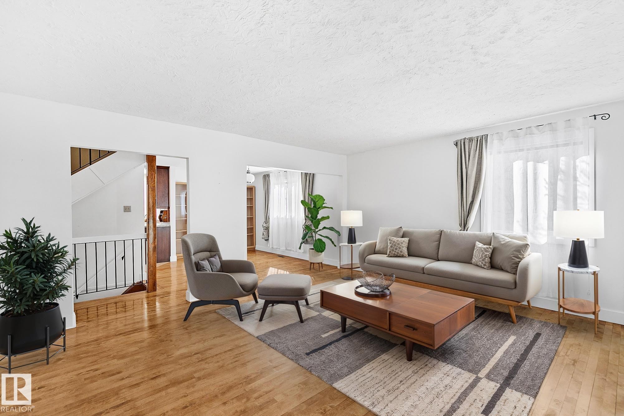 10823 130 Street, Edmonton, AB - Indoor Photo Showing Living Room