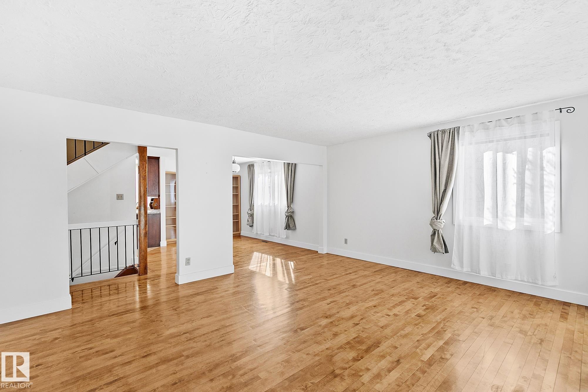 10823 130 Street, Edmonton, AB - Indoor Photo Showing Other Room