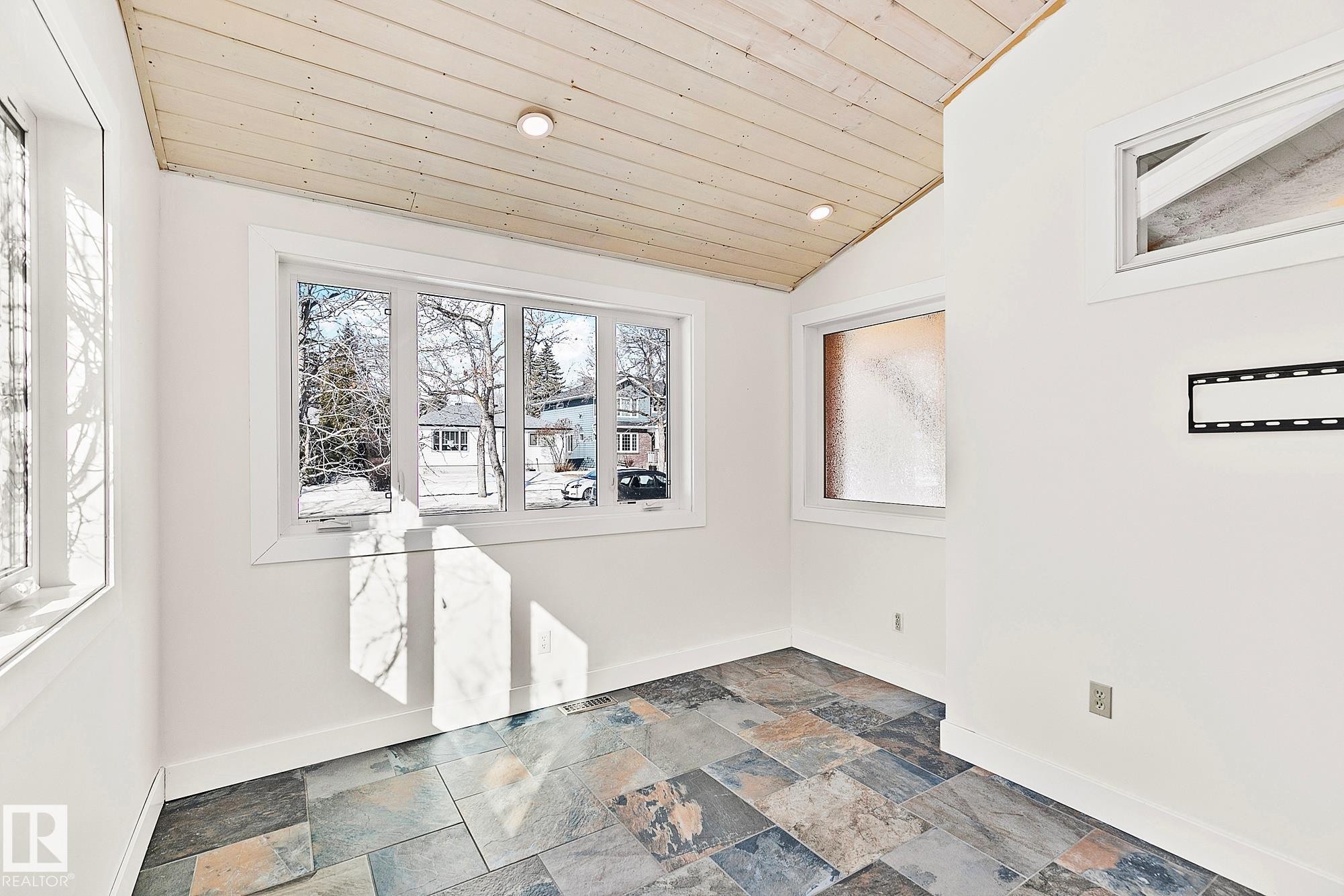 10823 130 Street, Edmonton, AB - Indoor Photo Showing Other Room