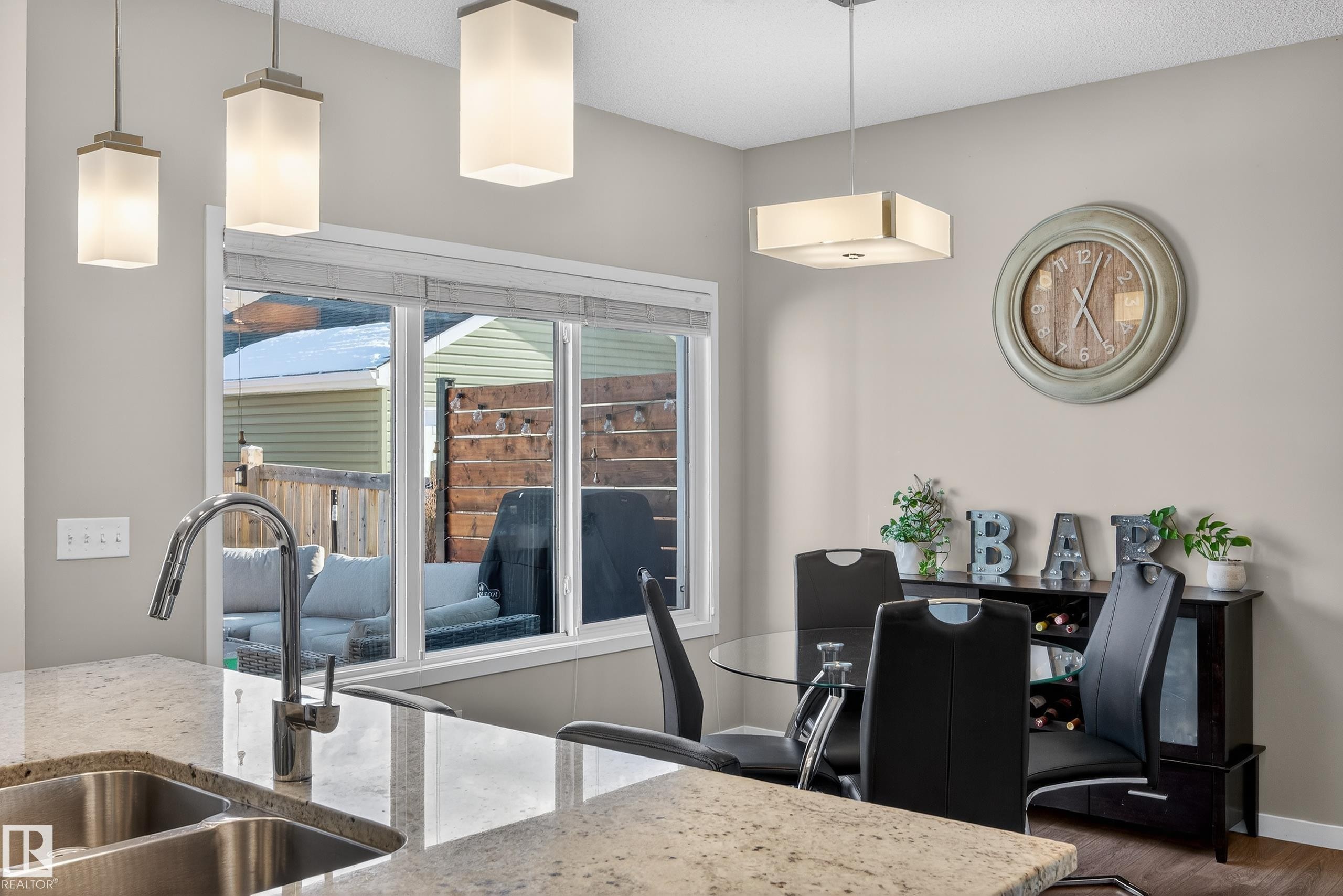 239 Ebbers Boulevard, Edmonton, AB - Indoor