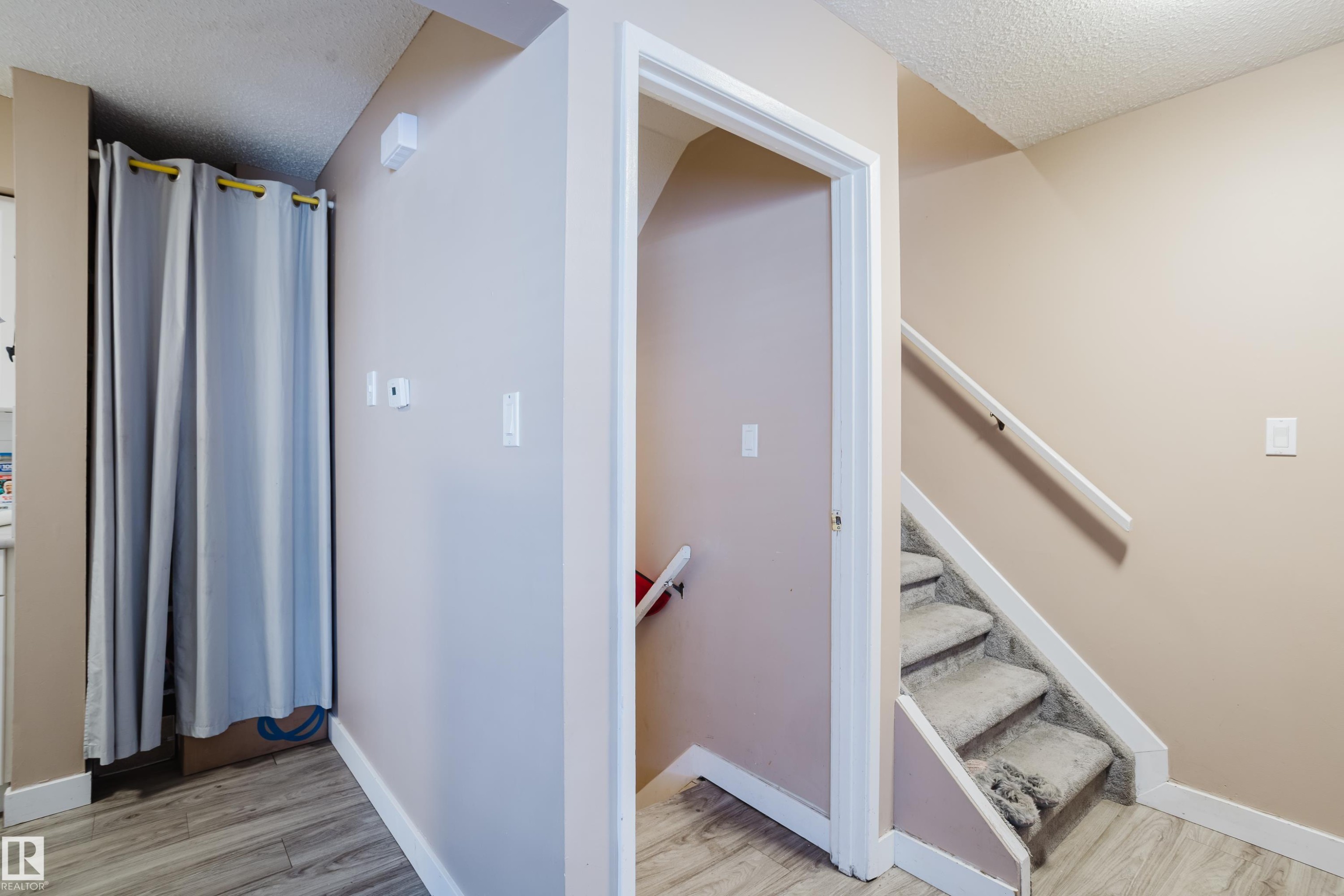8 14120 80 Street, Edmonton, AB - Indoor Photo Showing Other Room
