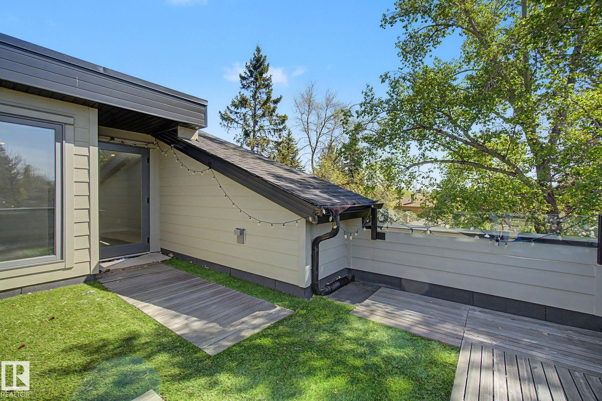 11430 75 Avenue, Edmonton, AB - Outdoor With Exterior