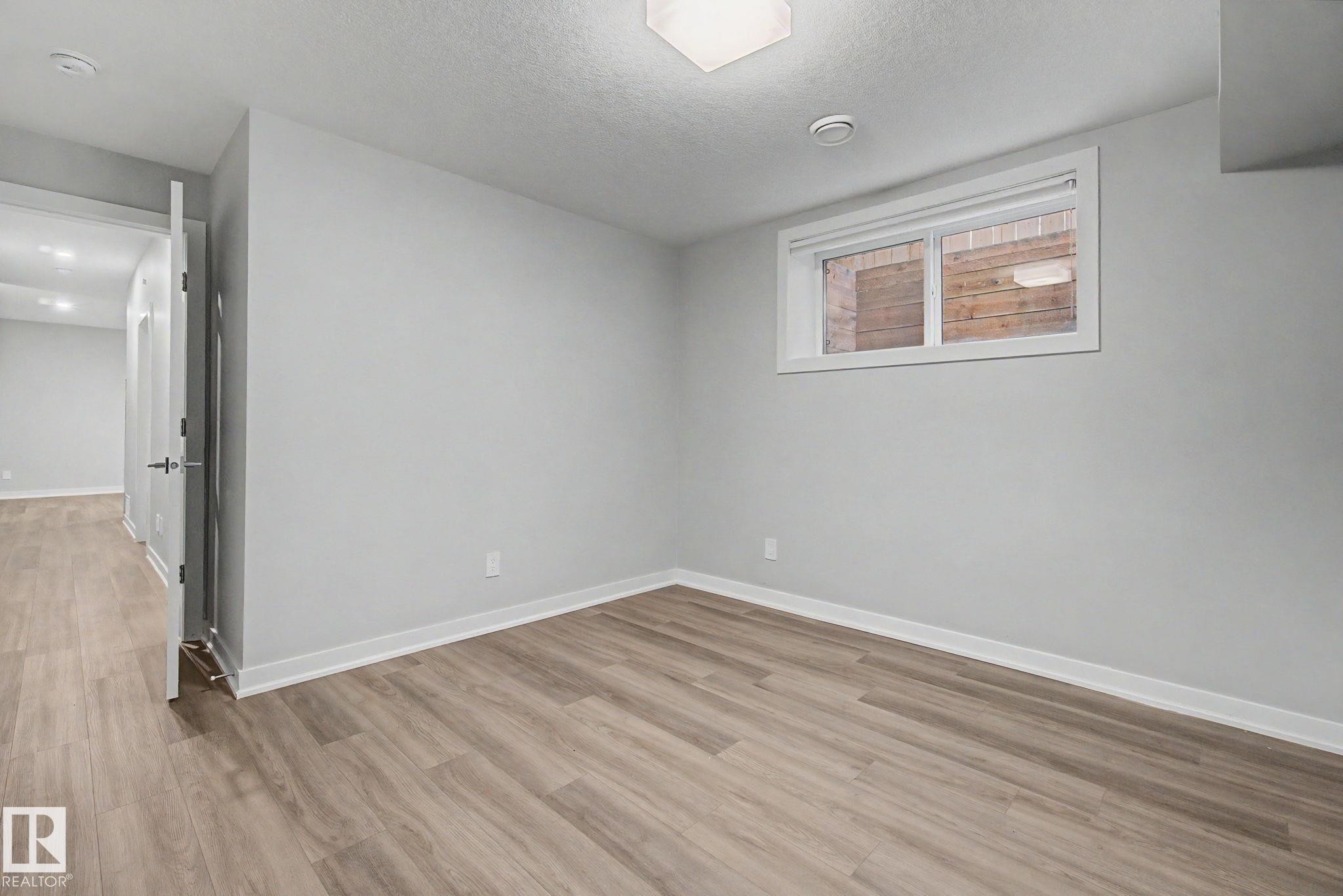11430 75 Avenue, Edmonton, AB - Indoor Photo Showing Other Room