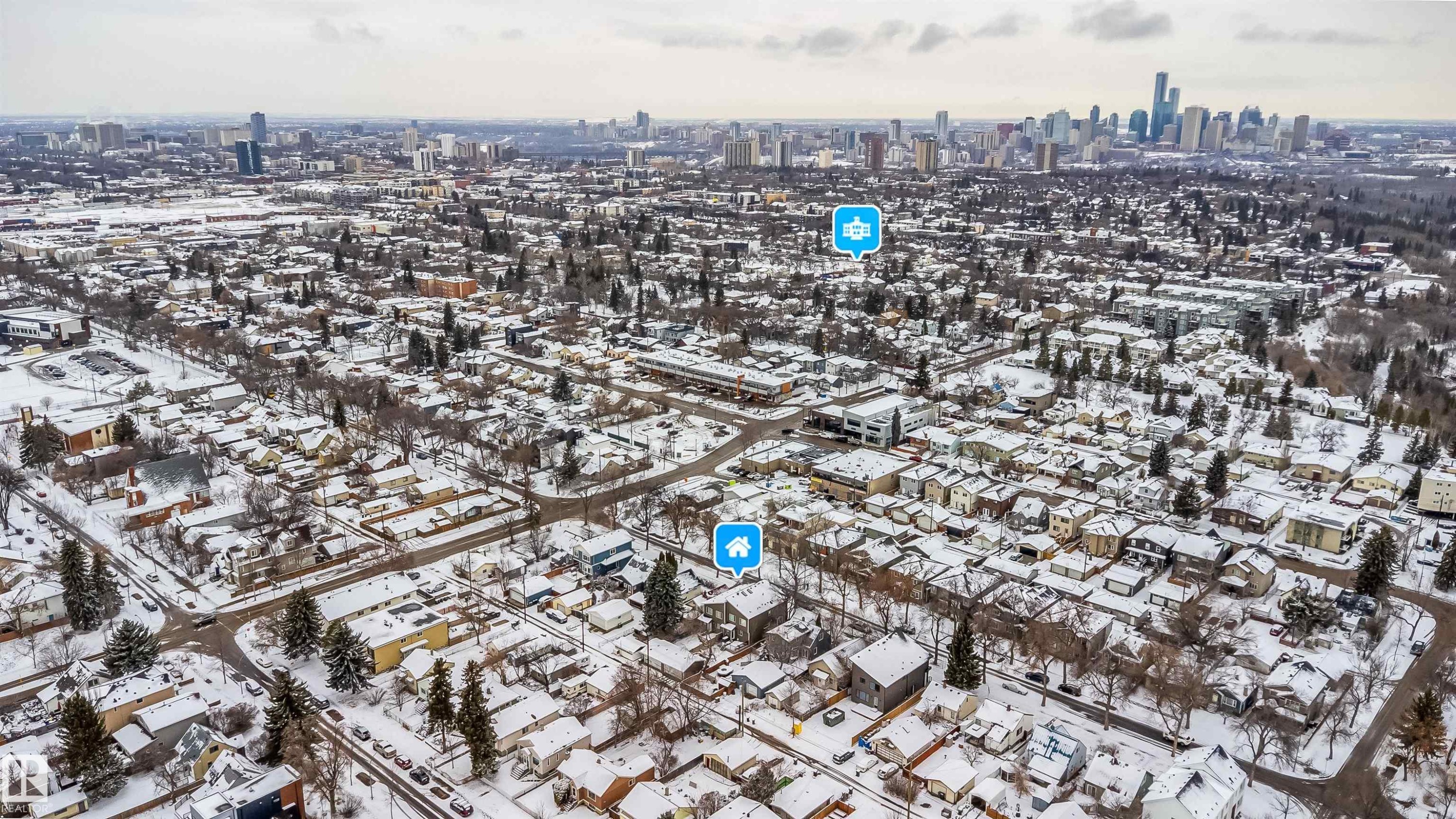 9527 75 Avenue, Edmonton, AB - Outdoor With View