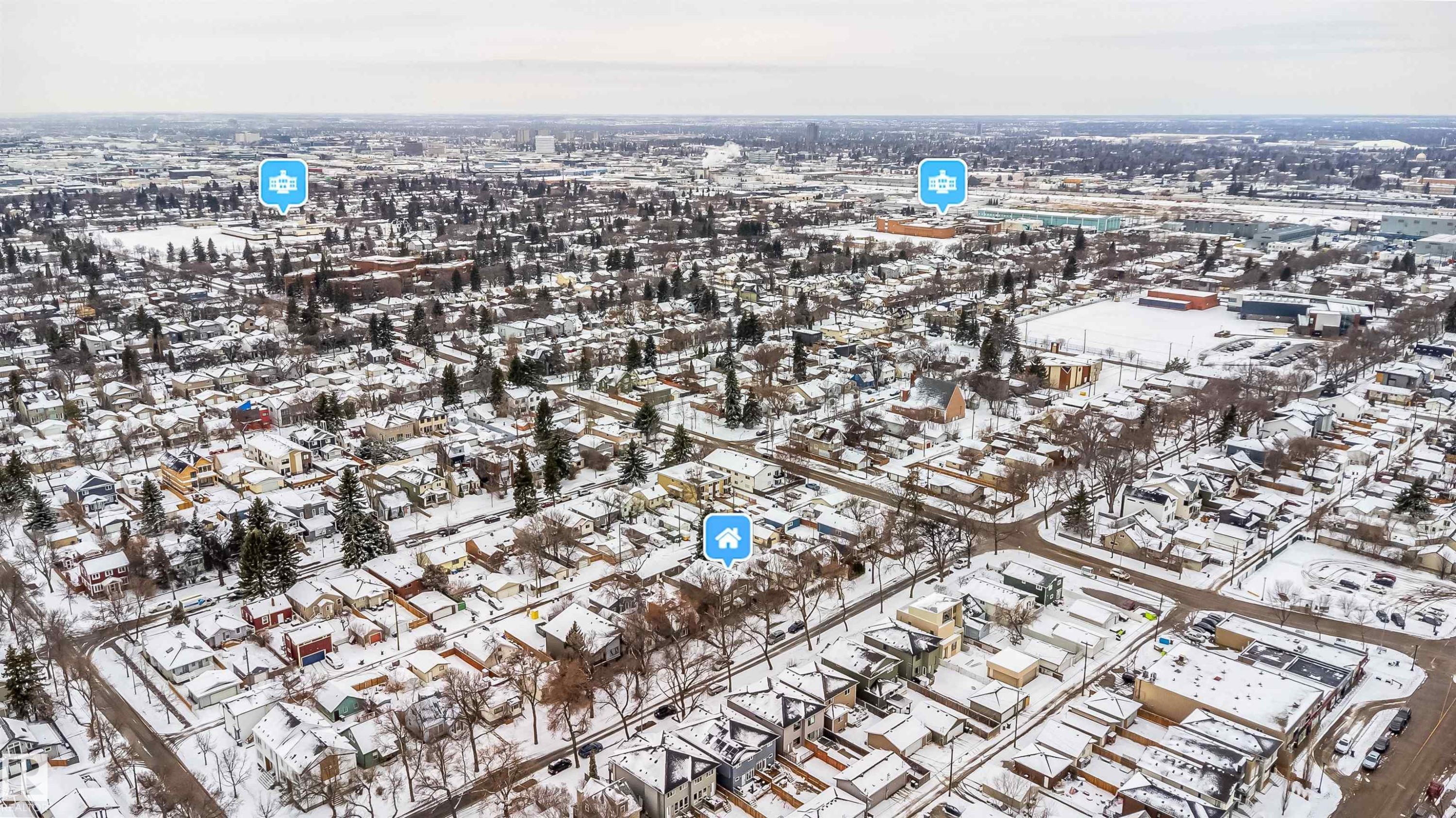 9527 75 Avenue, Edmonton, AB - Outdoor With View