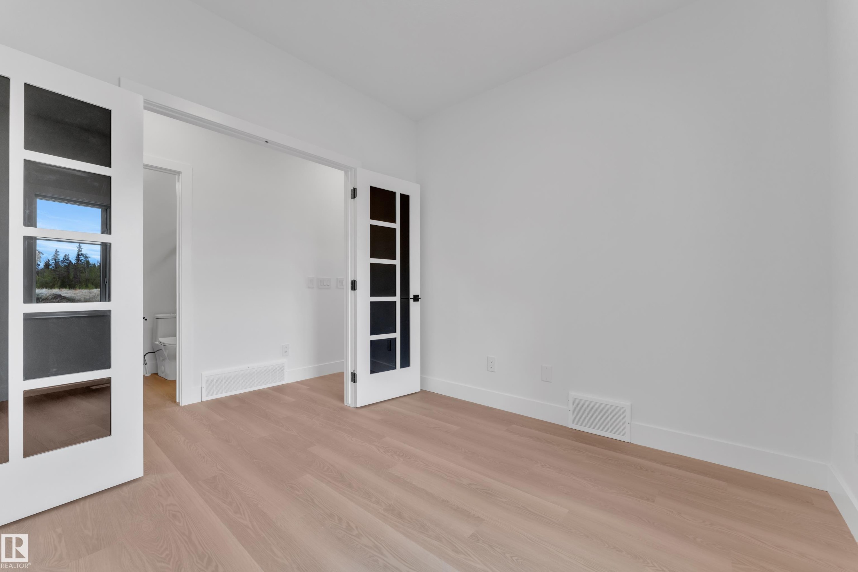 12 Cobblestone Gate, Spruce Grove, AB - Indoor Photo Showing Other Room