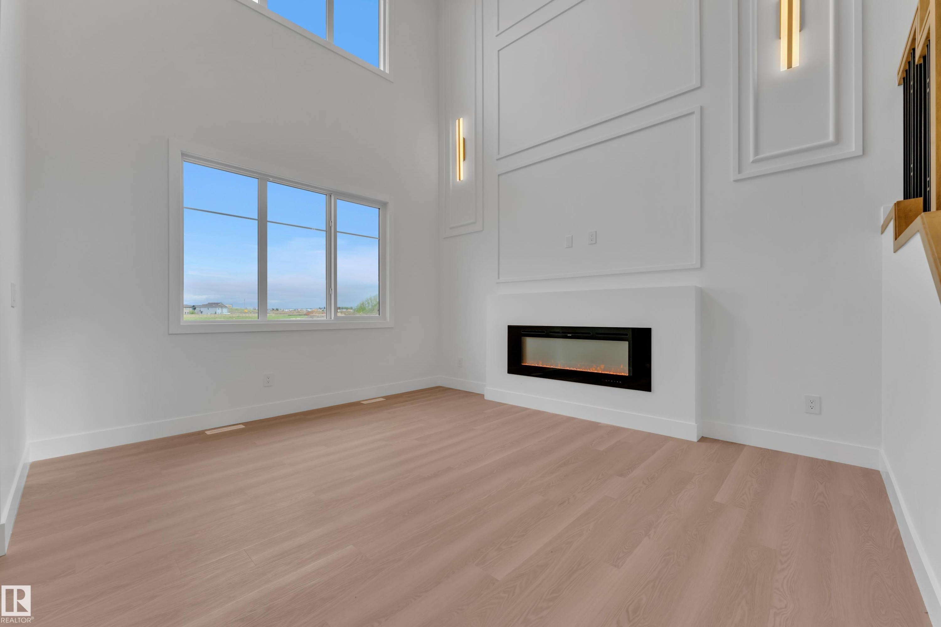 12 Cobblestone Gate, Spruce Grove, AB - Indoor With Fireplace