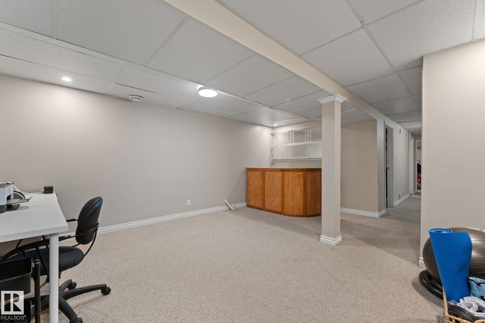 4621 126 Avenue, Edmonton, AB - Indoor