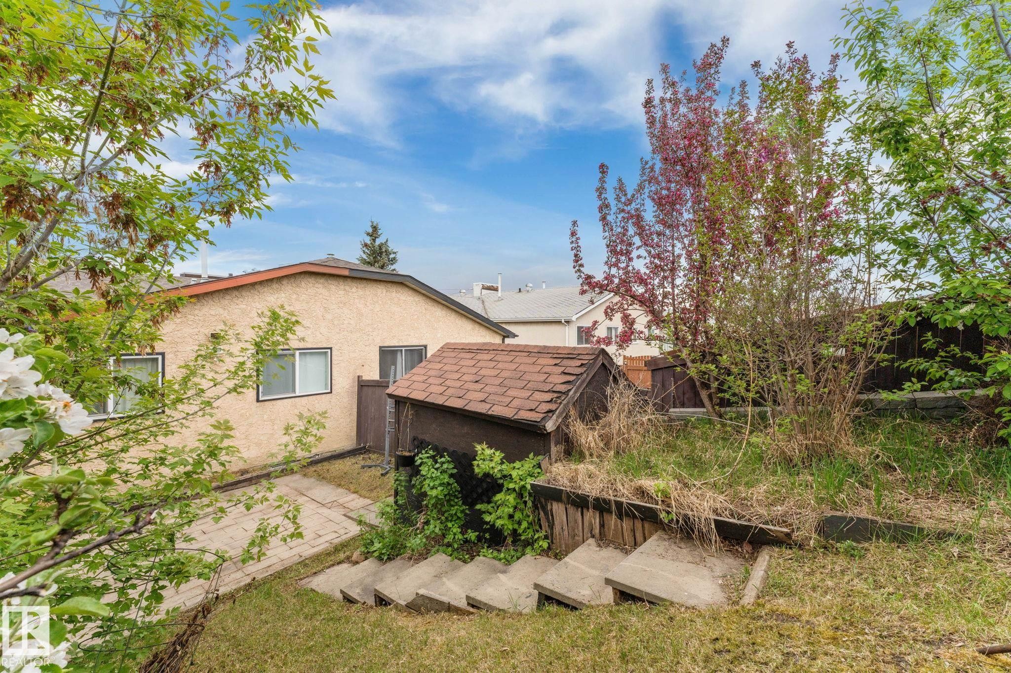 4621 126 Avenue, Edmonton, AB - Outdoor