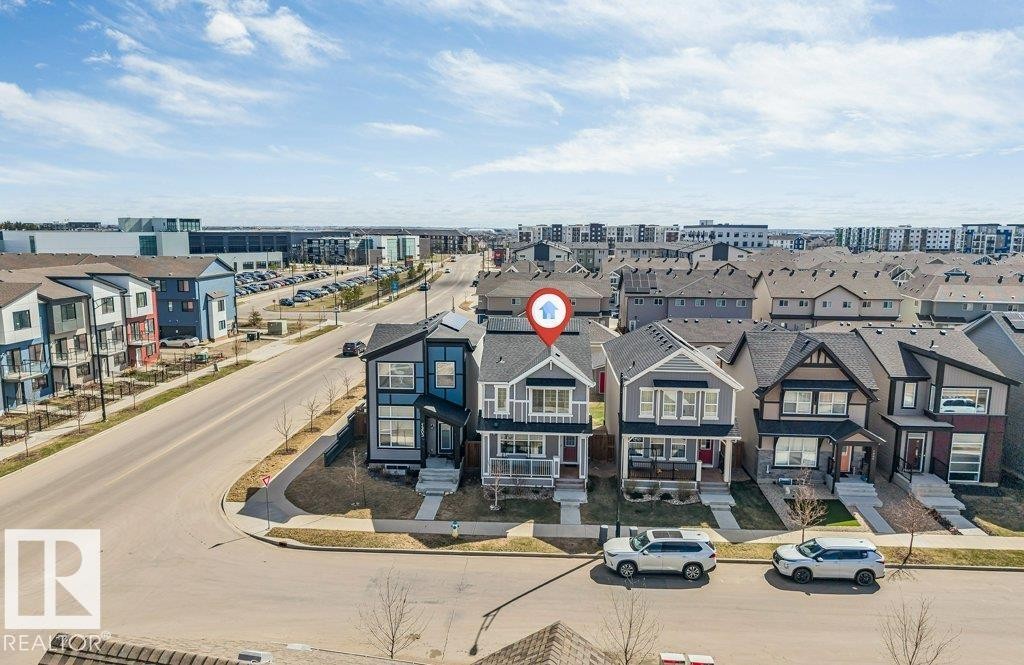 1305 Darby Way, Edmonton, AB - Outdoor