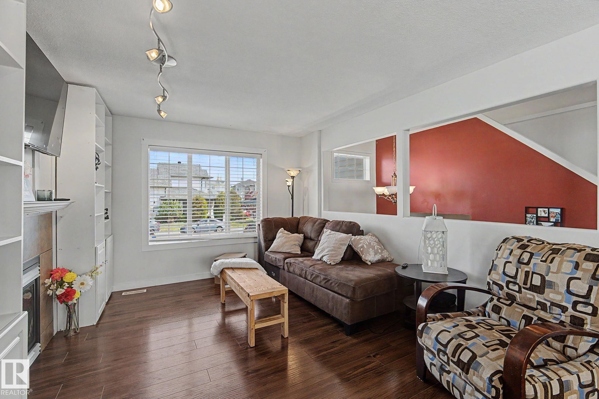 7565 165A Avenue, Edmonton, AB - Indoor
