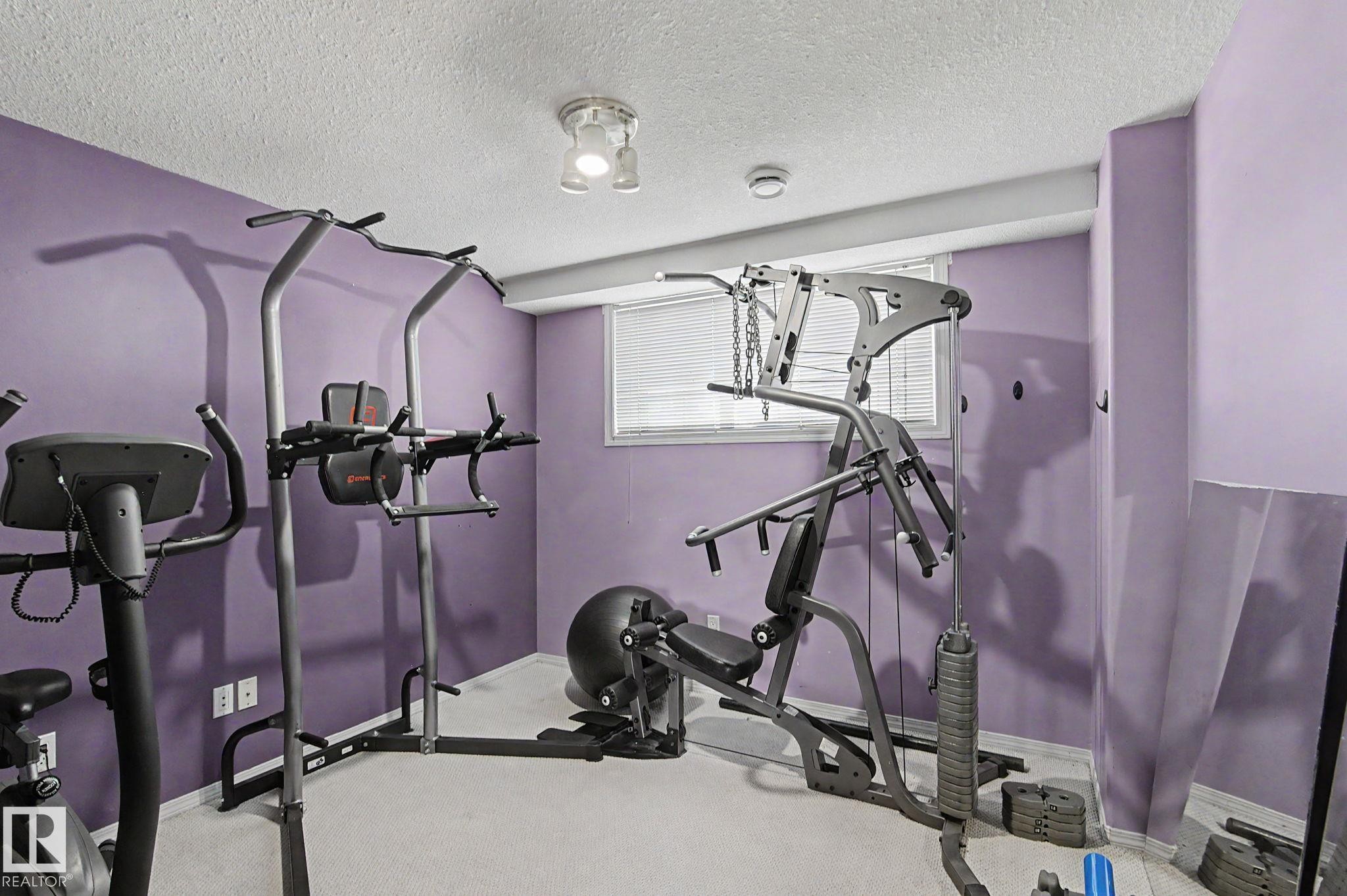 7565 165A Avenue, Edmonton, AB - Indoor