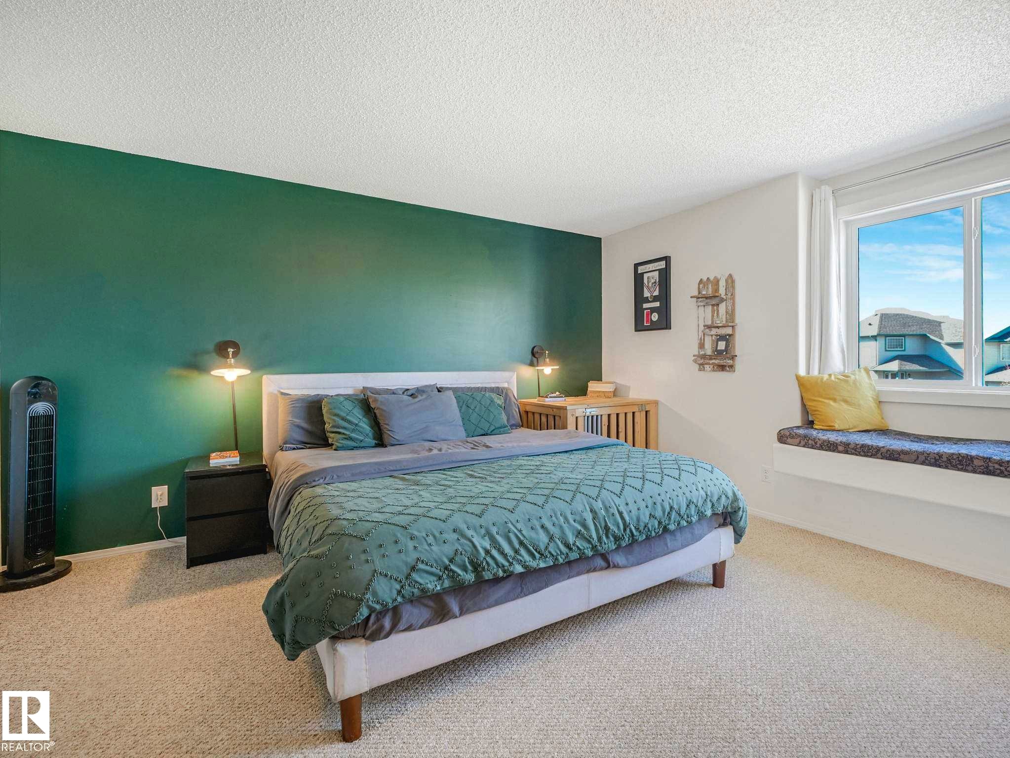 3608 130 Avenue, Edmonton, AB - Indoor Photo Showing Bedroom