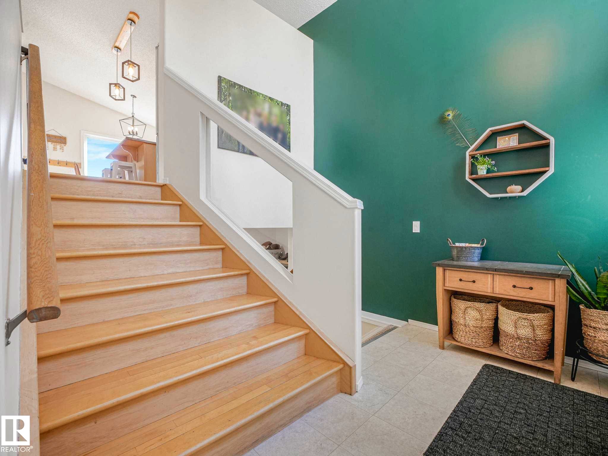 3608 130 Avenue, Edmonton, AB - Indoor Photo Showing Other Room