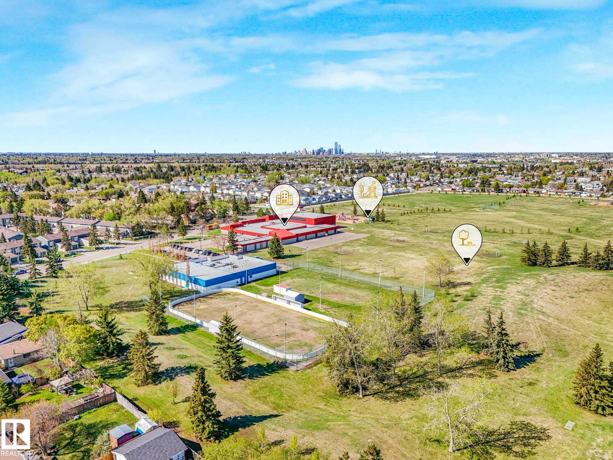 3608 130 Avenue, Edmonton, AB - Outdoor With View