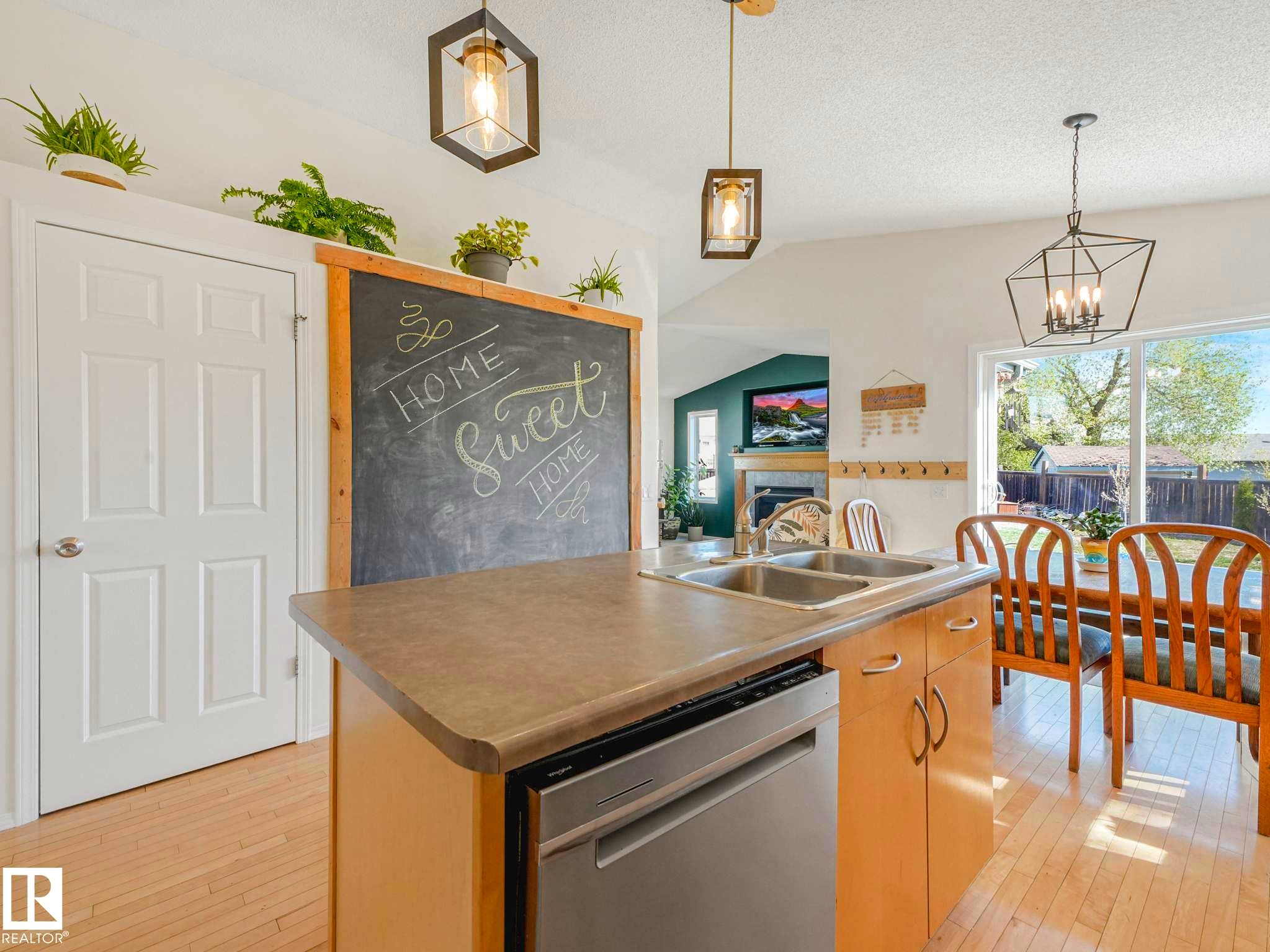 3608 130 Avenue, Edmonton, AB - Indoor Photo Showing Kitchen With Double Sink