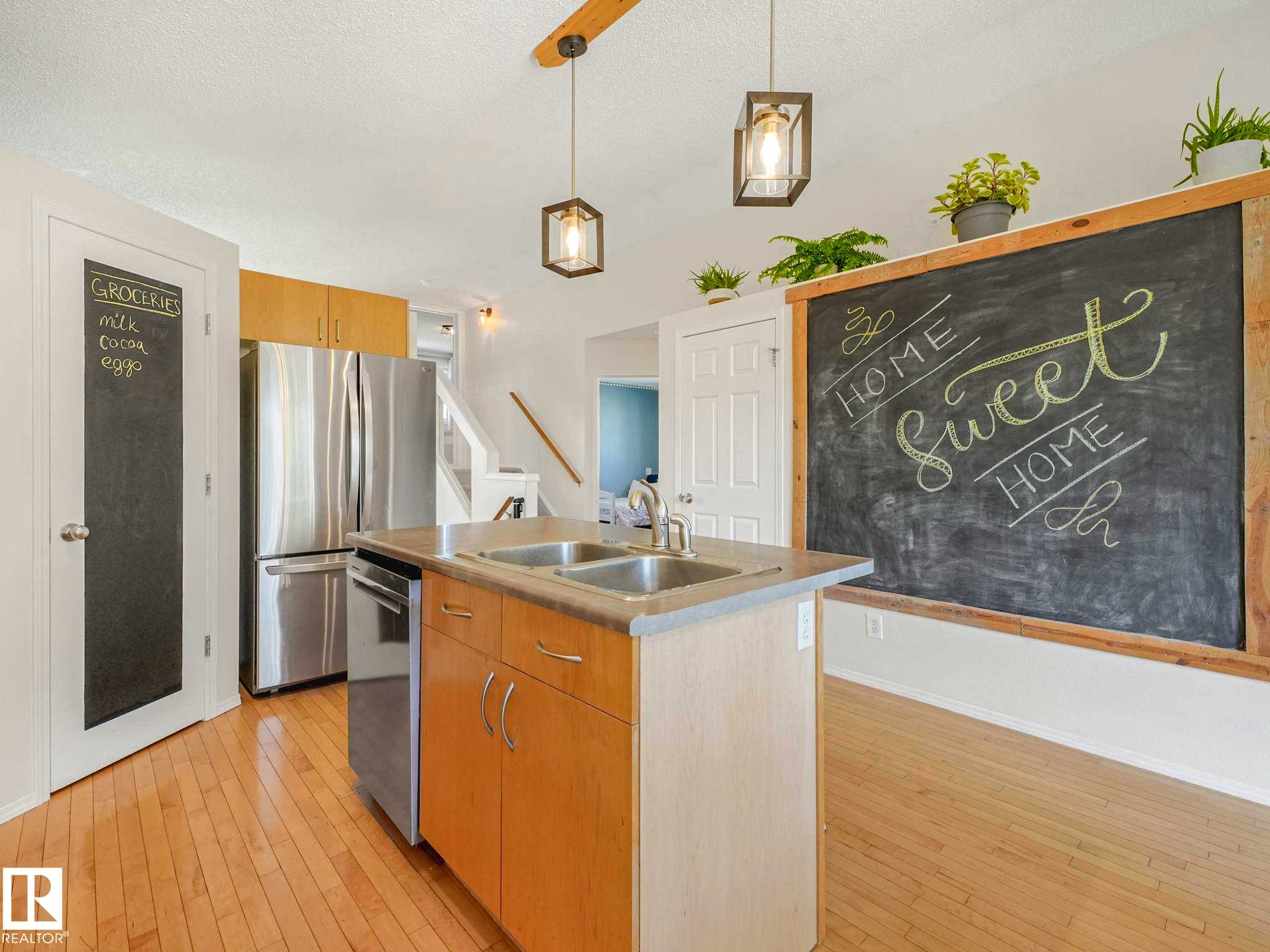 3608 130 Avenue, Edmonton, AB - Indoor Photo Showing Kitchen With Double Sink