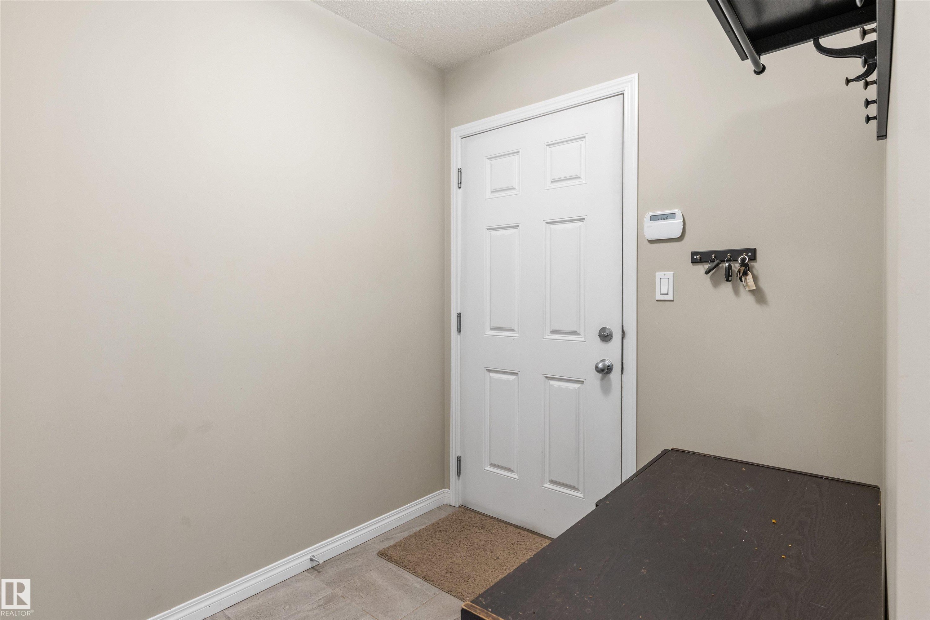 12827 207 Street, Edmonton, AB - Indoor Photo Showing Other Room