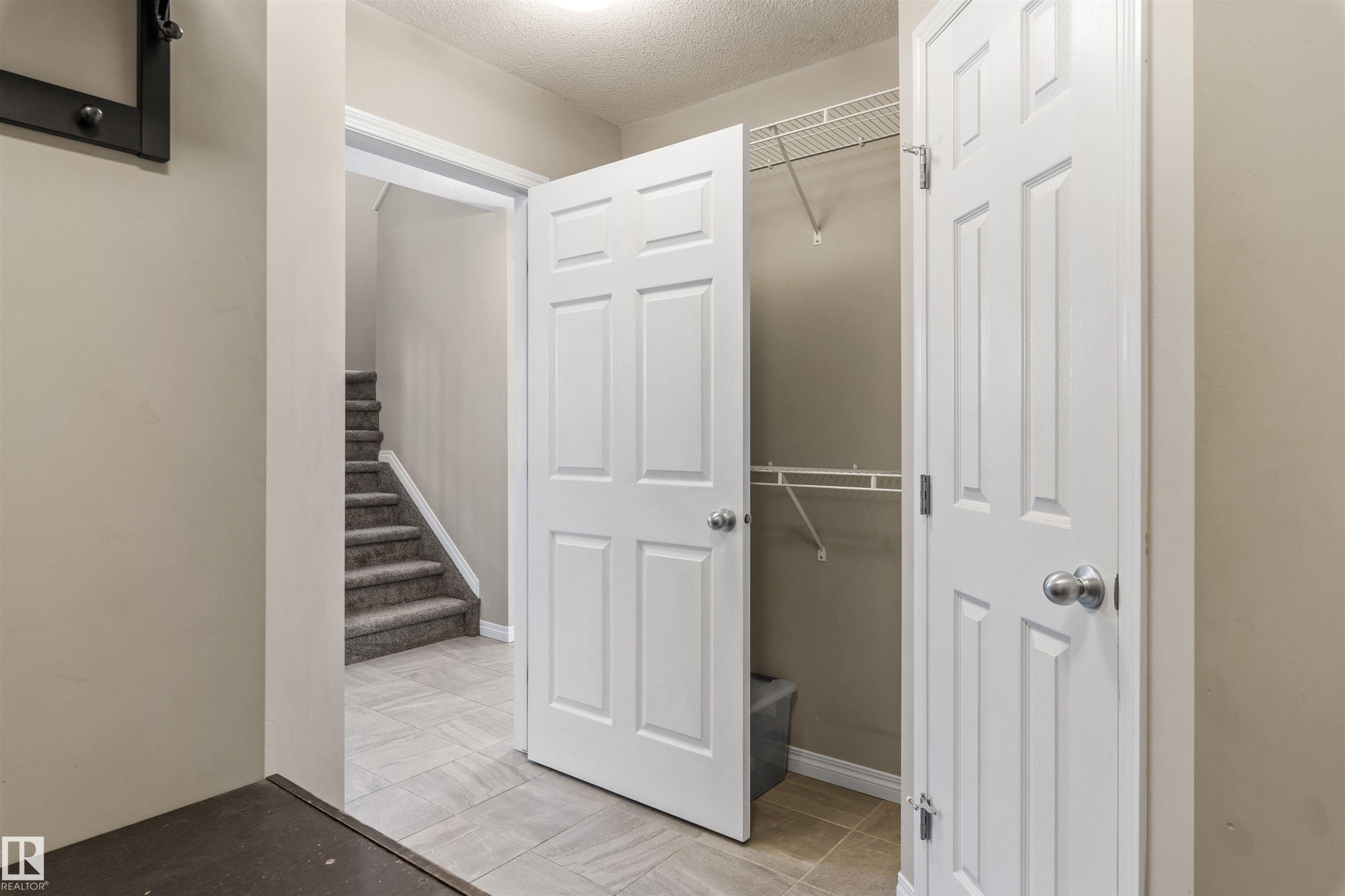 12827 207 Street, Edmonton, AB - Indoor Photo Showing Other Room