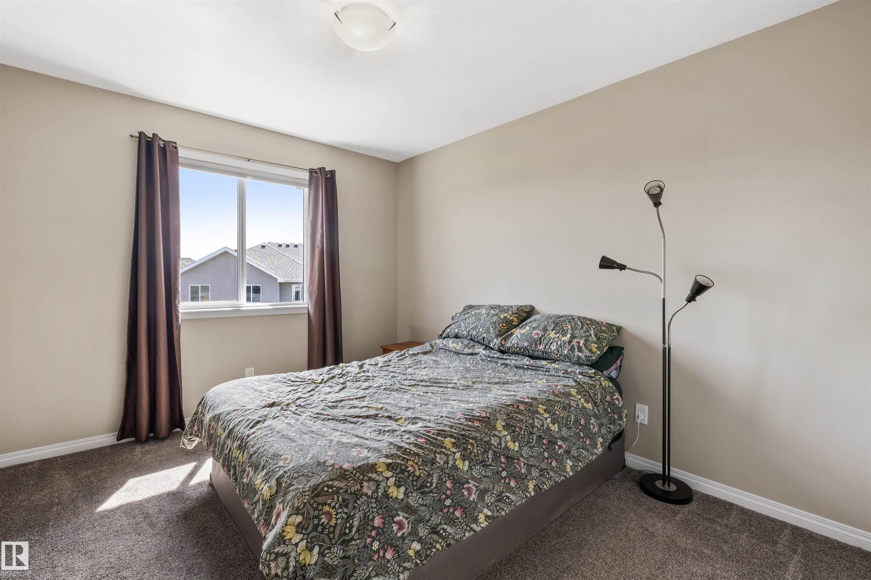 12827 207 Street, Edmonton, AB - Indoor Photo Showing Bedroom