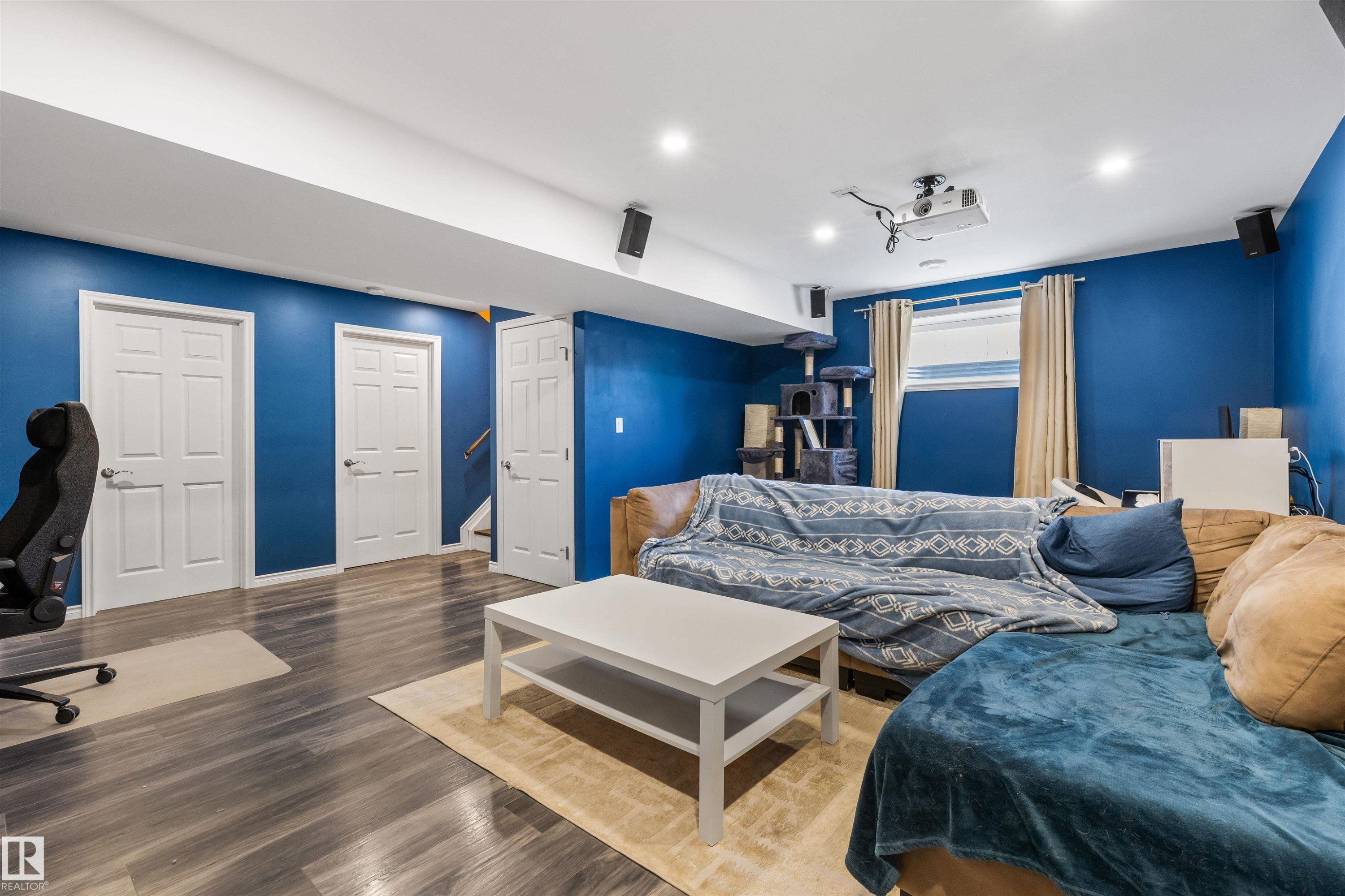 12827 207 Street, Edmonton, AB - Indoor Photo Showing Bedroom