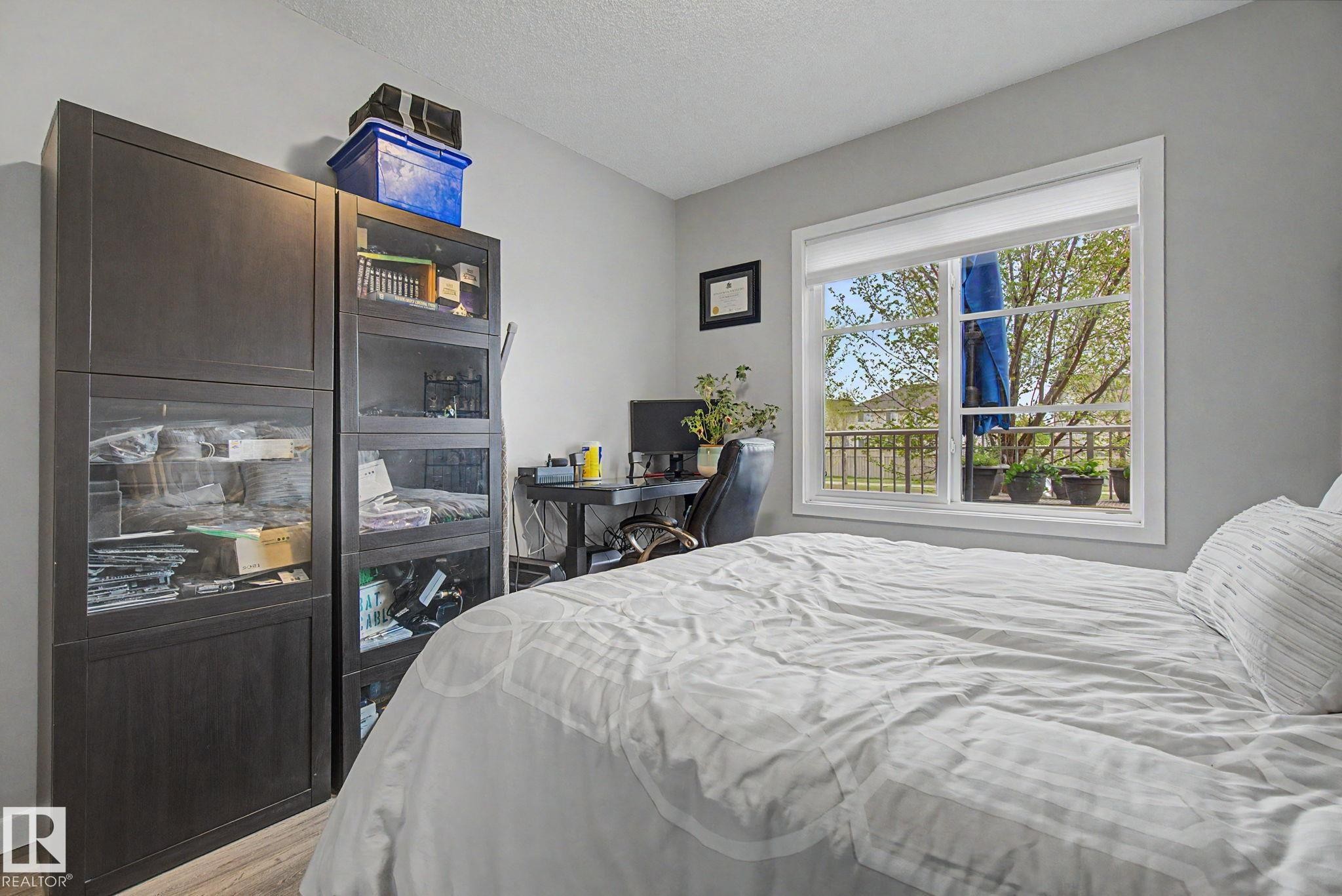 129 503 Albany Way, Edmonton, AB - Indoor Photo Showing Bedroom