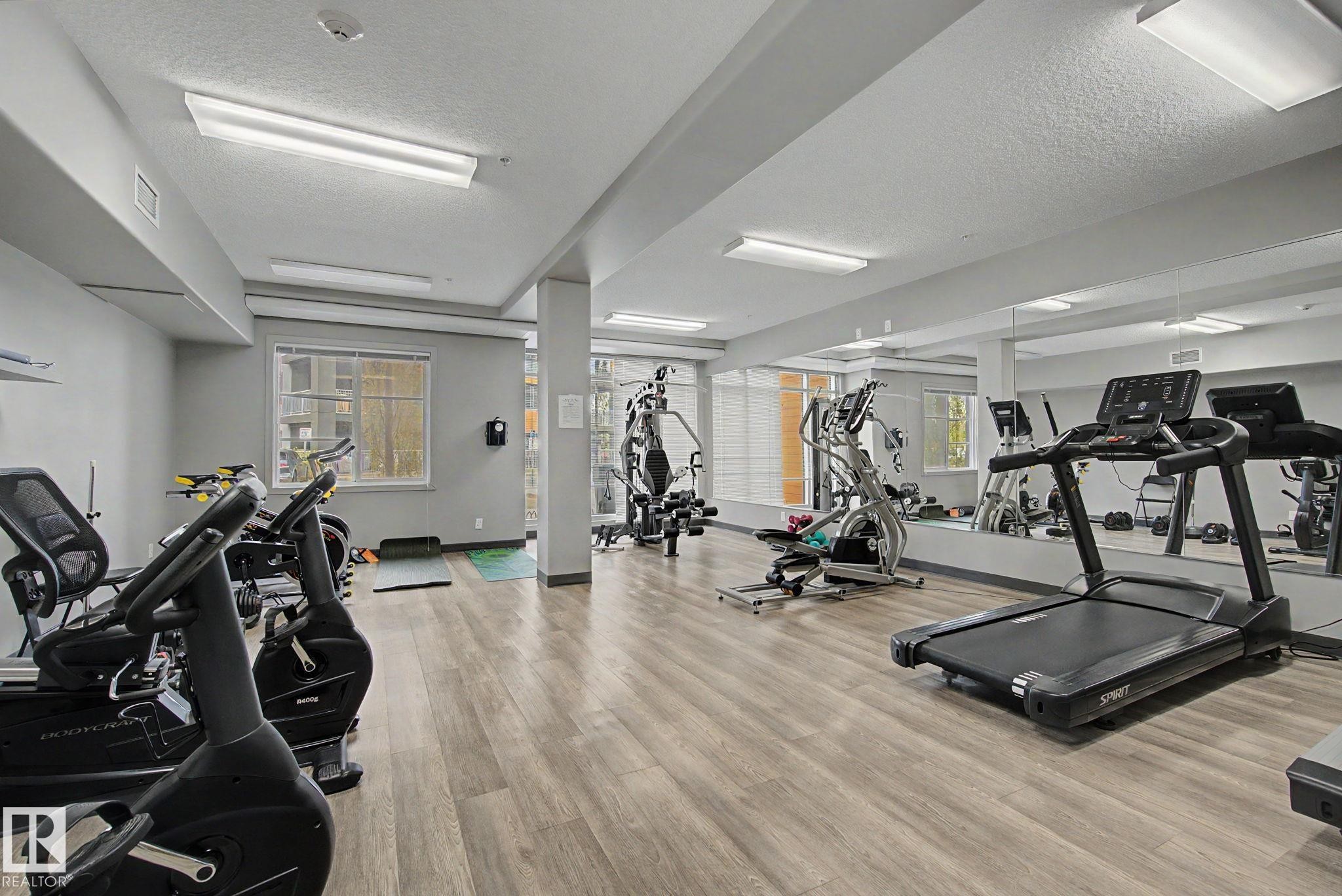 129 503 Albany Way, Edmonton, AB - Indoor Photo Showing Gym Room