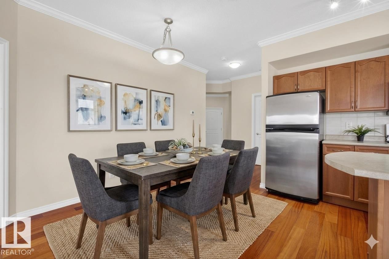 326 8528 82 Avenue, Edmonton, AB - Indoor Photo Showing Dining Room