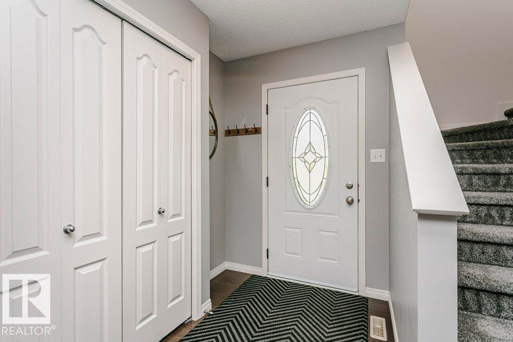9 Cypress Link, Fort Saskatchewan, AB - Indoor Photo Showing Other Room