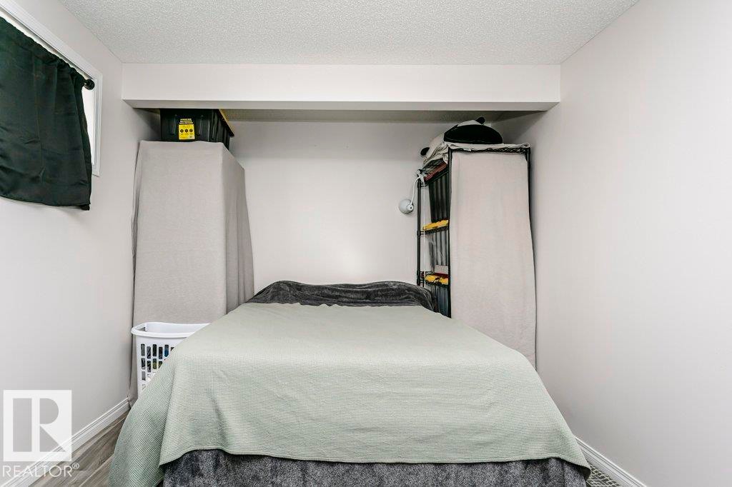 9 Cypress Link, Fort Saskatchewan, AB - Indoor Photo Showing Bedroom