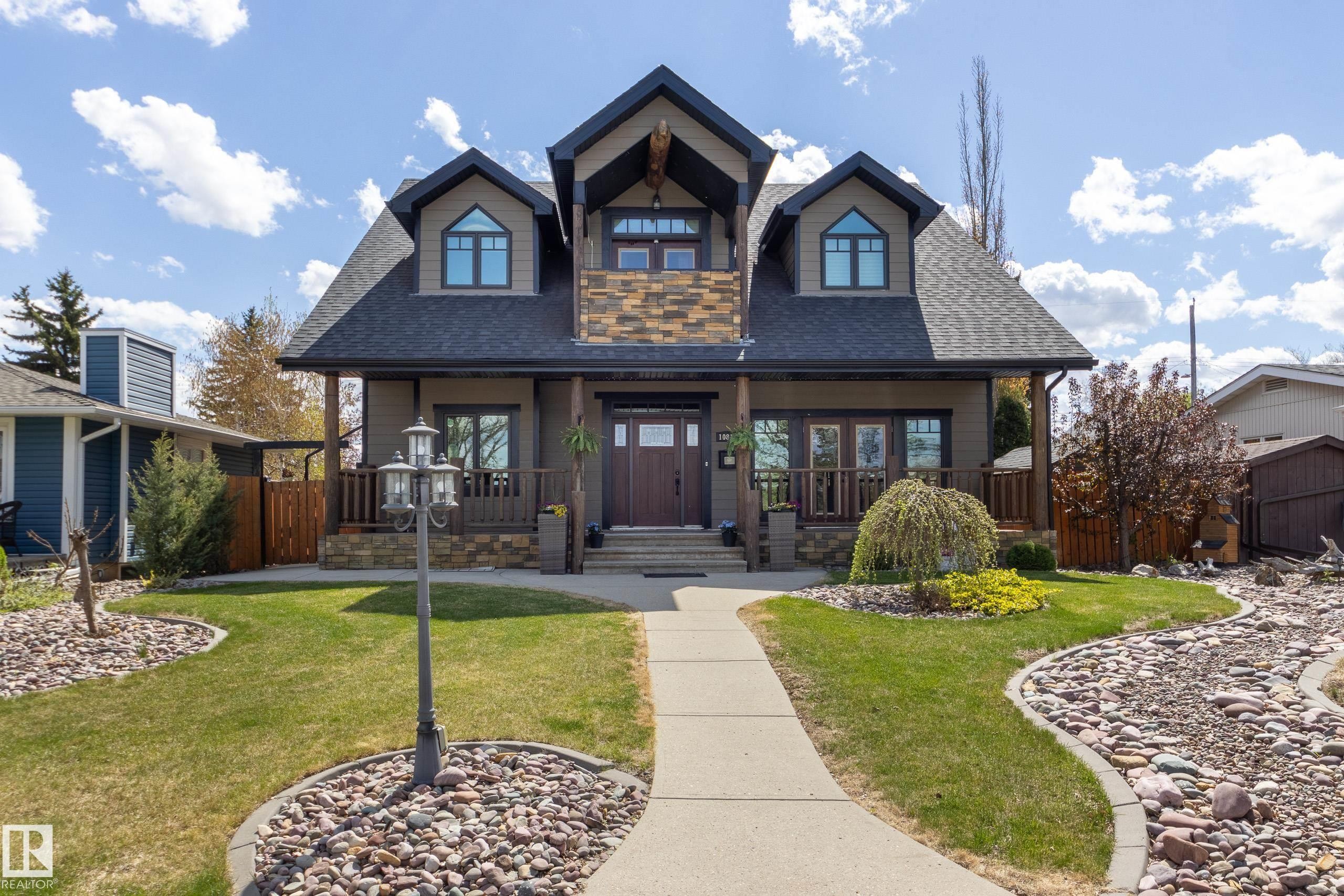 10811 67 Street, Edmonton, AB - Outdoor With Facade