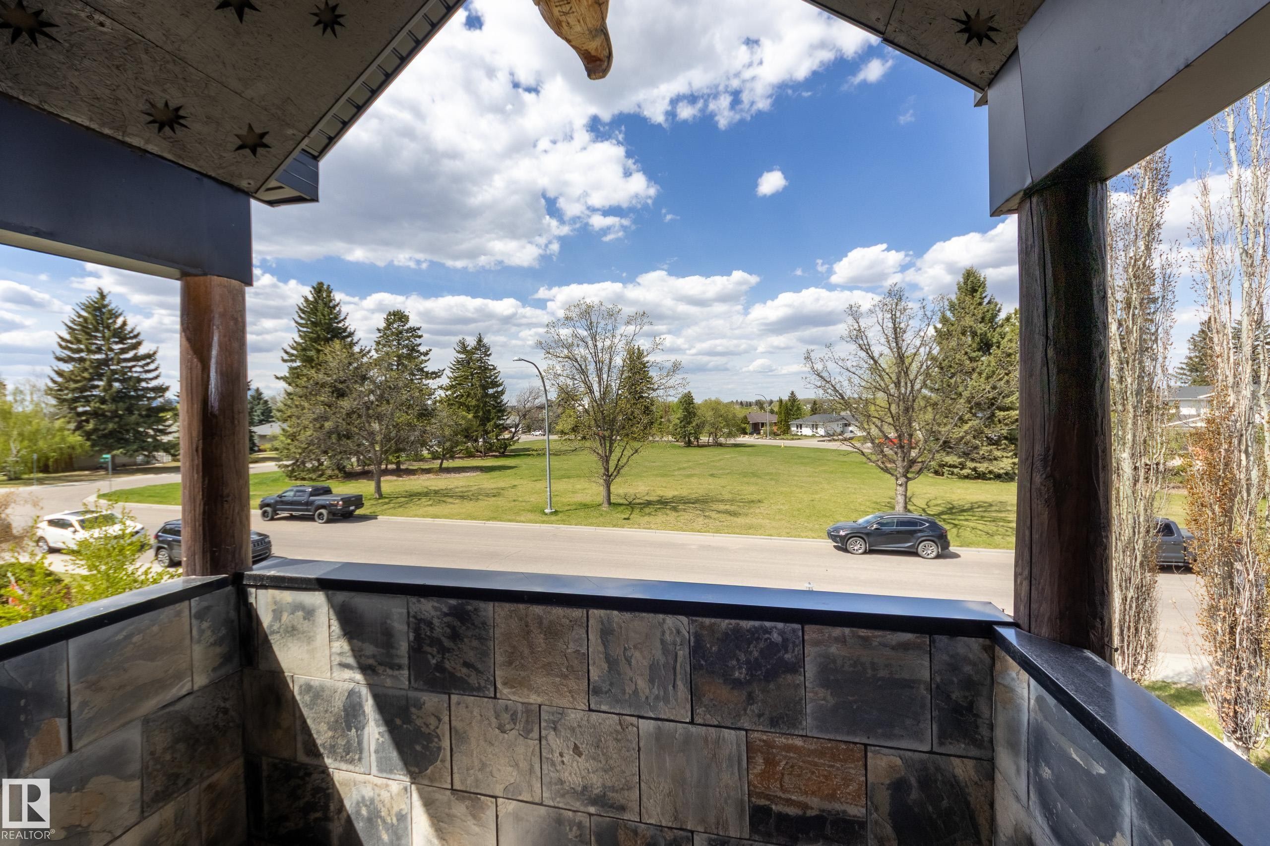 10811 67 Street, Edmonton, AB - Outdoor With View