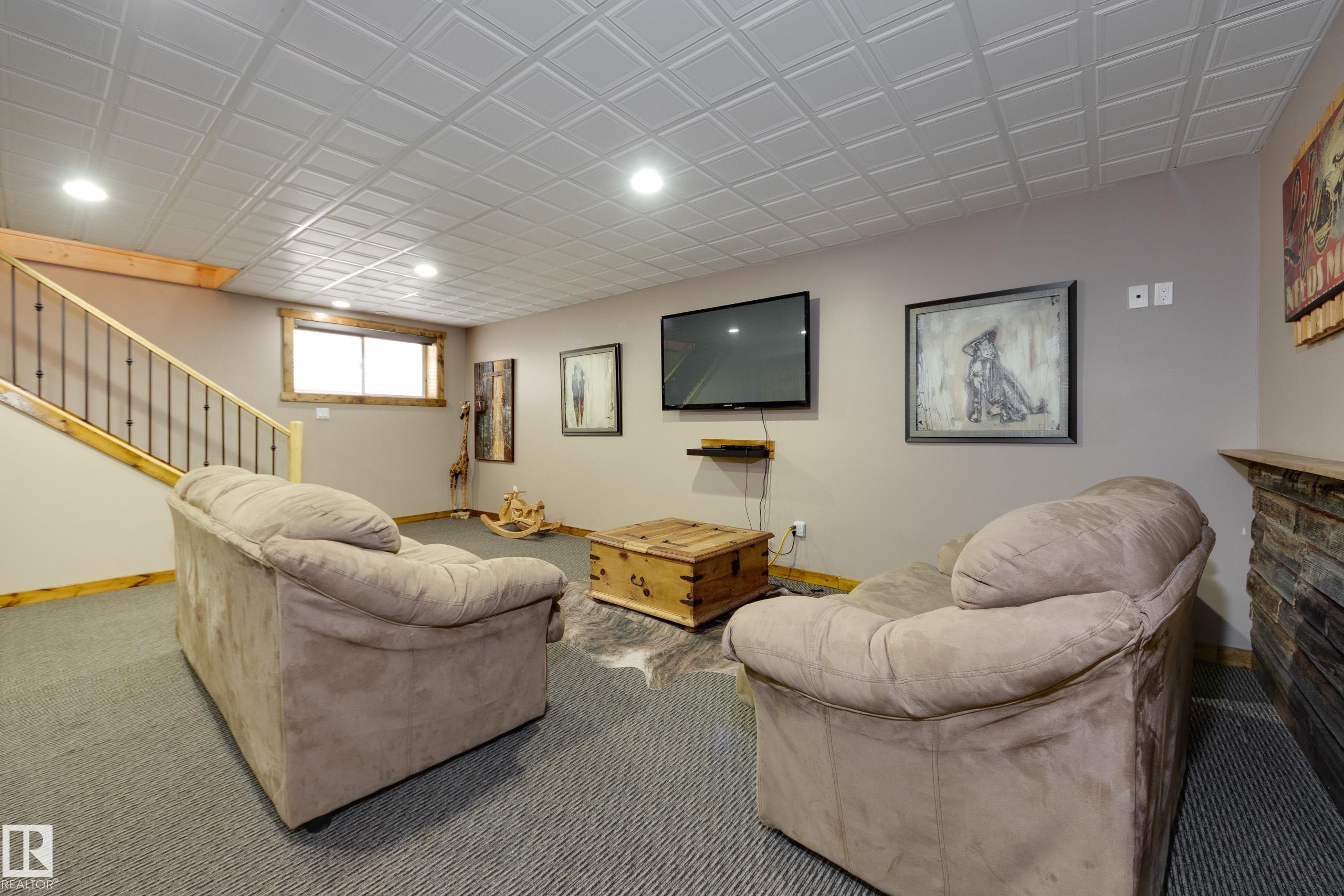10811 67 Street, Edmonton, AB - Indoor Photo Showing Basement