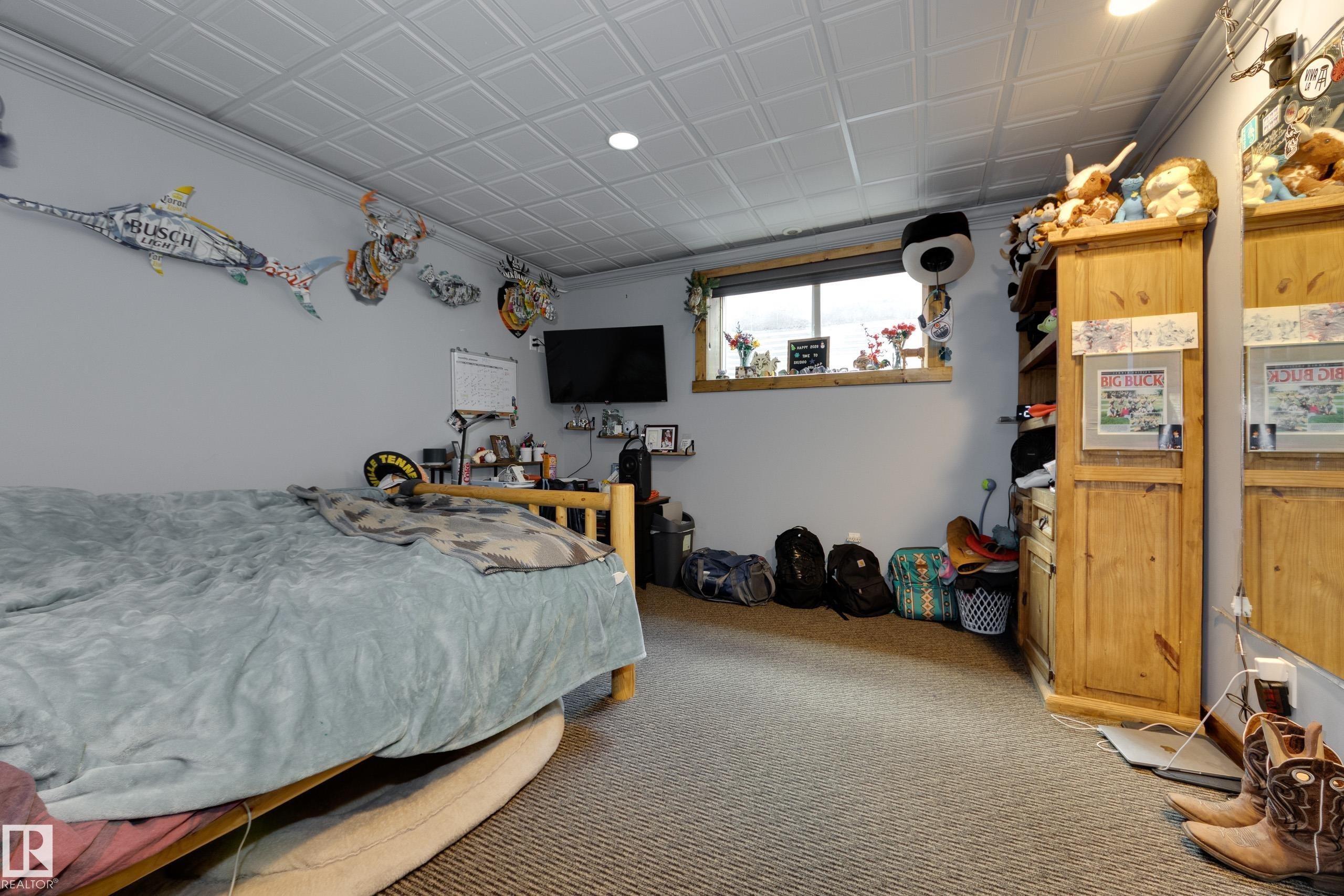 10811 67 Street, Edmonton, AB - Indoor Photo Showing Bedroom