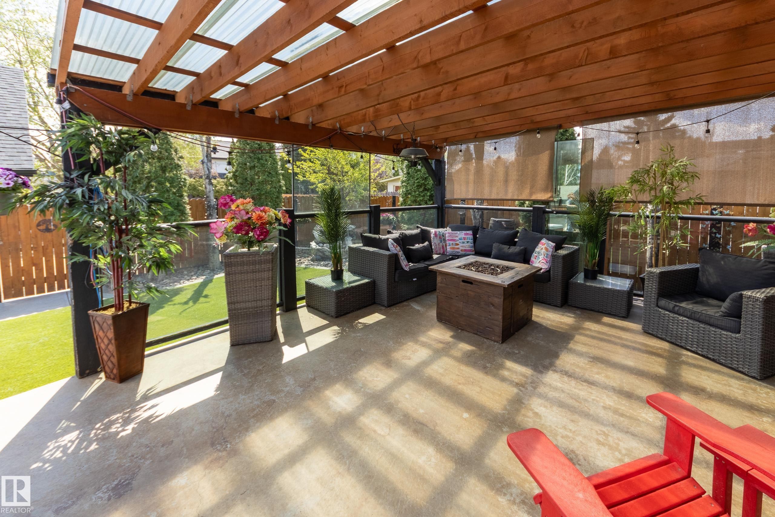 10811 67 Street, Edmonton, AB - Outdoor With Deck Patio Veranda With Exterior