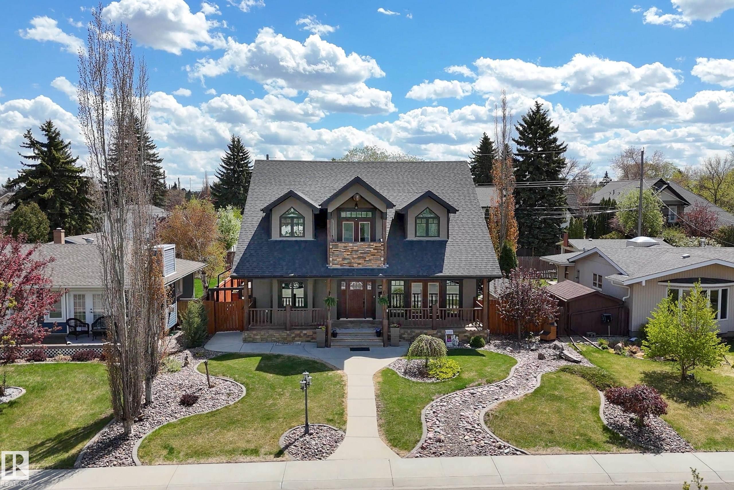 10811 67 Street, Edmonton, AB - Outdoor With Deck Patio Veranda With Facade