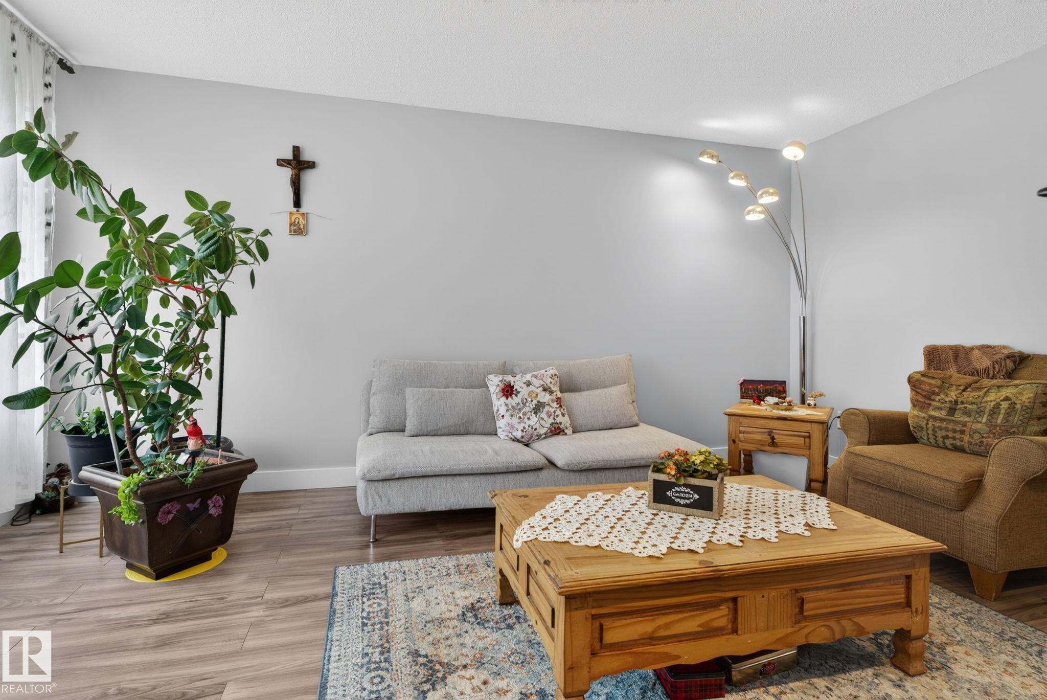 66 Amberly Crest, Edmonton, AB