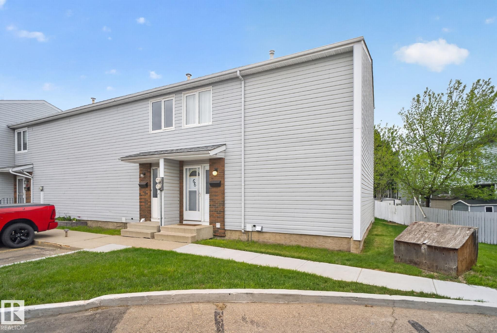 66 Amberly Crest, Edmonton, AB