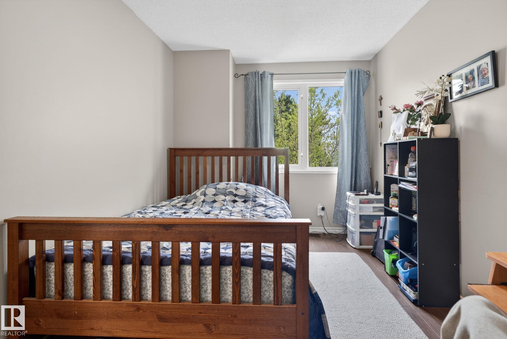 66 Amberly Crest, Edmonton, AB