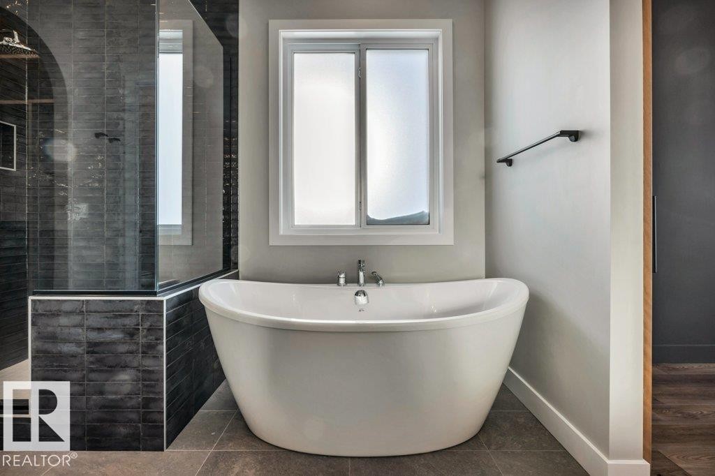 44 Eldridge Point(E), St. Albert, AB - Indoor Photo Showing Bathroom