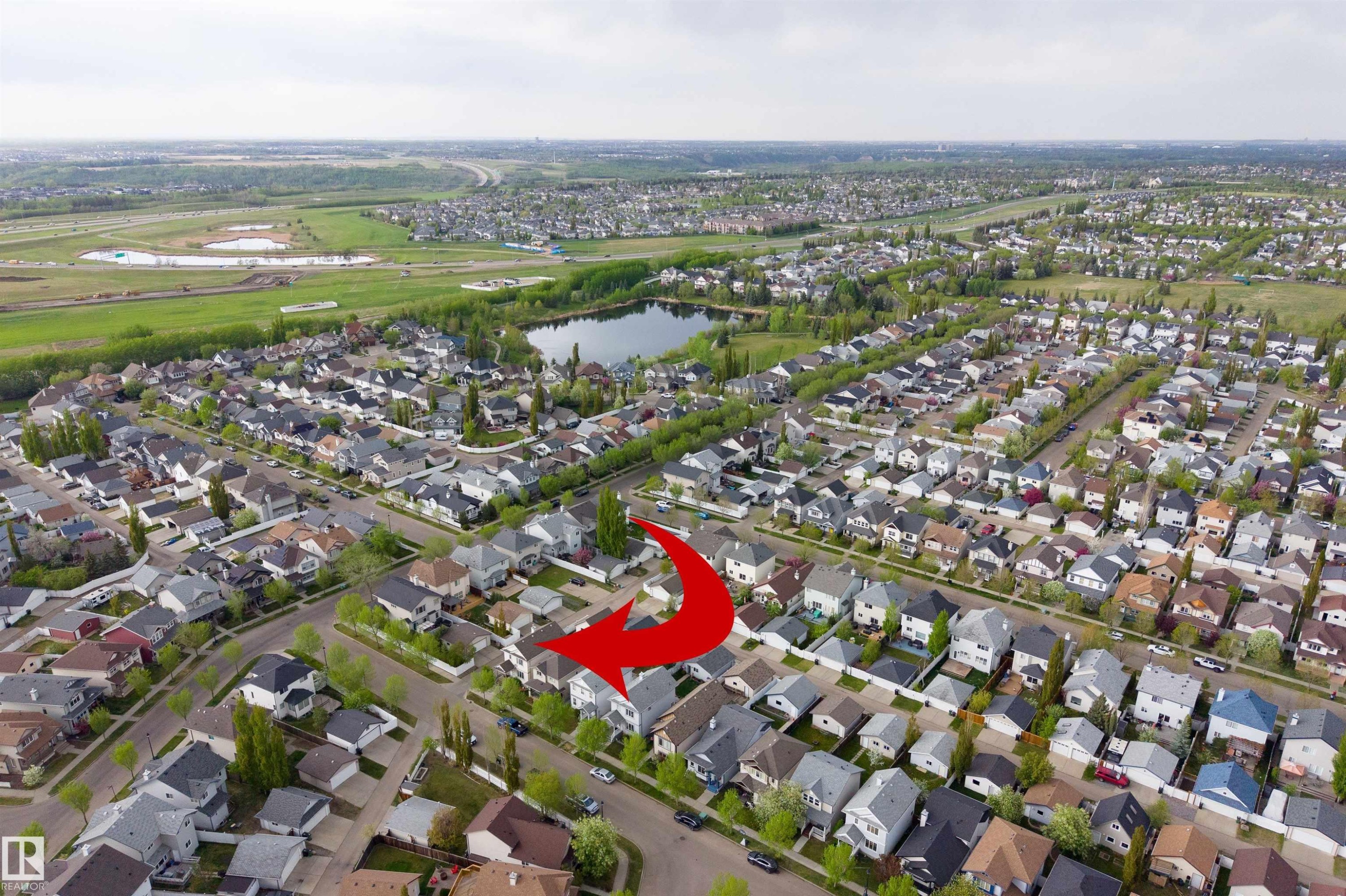 5504 Stevens Crescent, Edmonton, AB - Outdoor With View