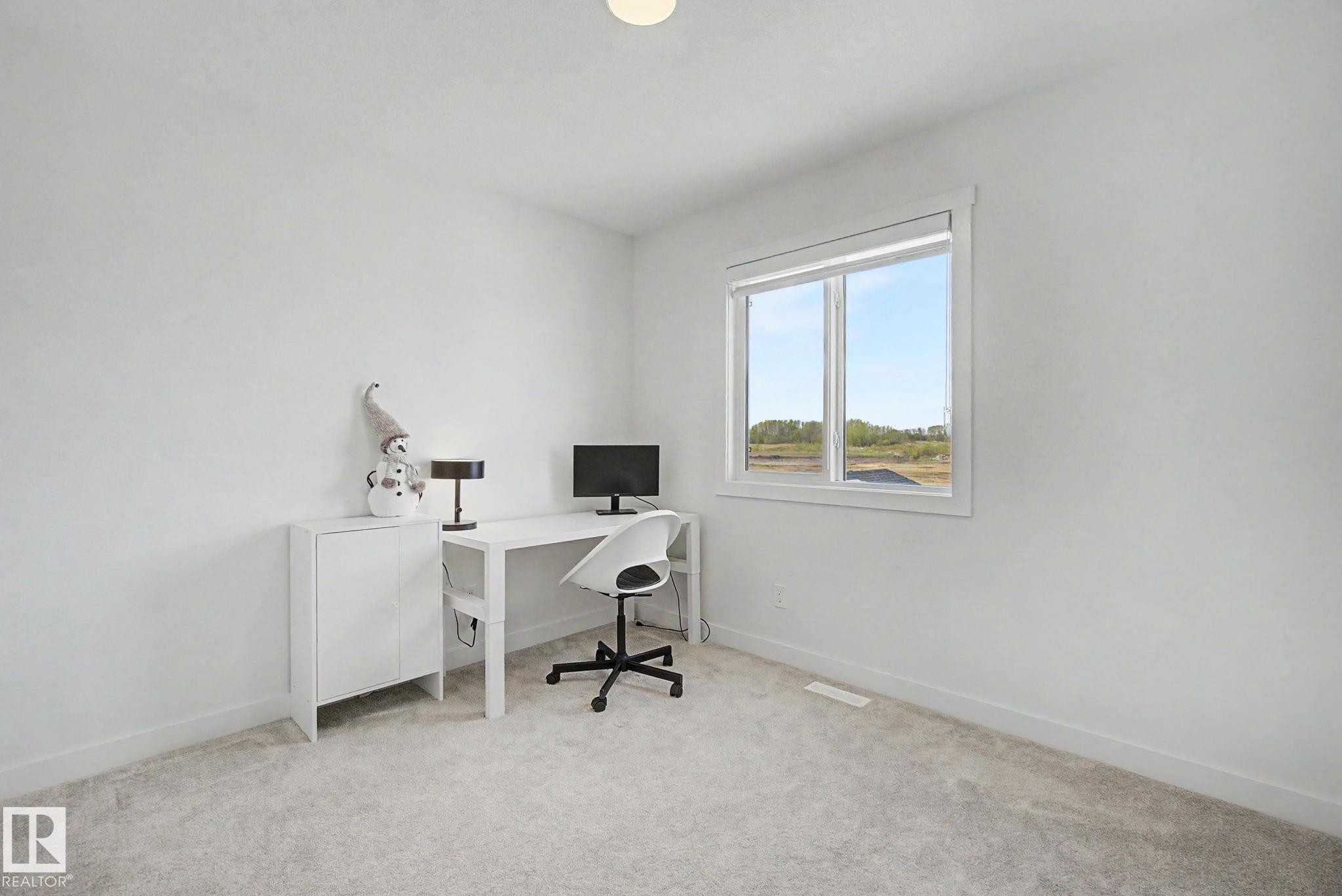 117 Brickyard Drive, Stony Plain, AB - Indoor Photo Showing Office