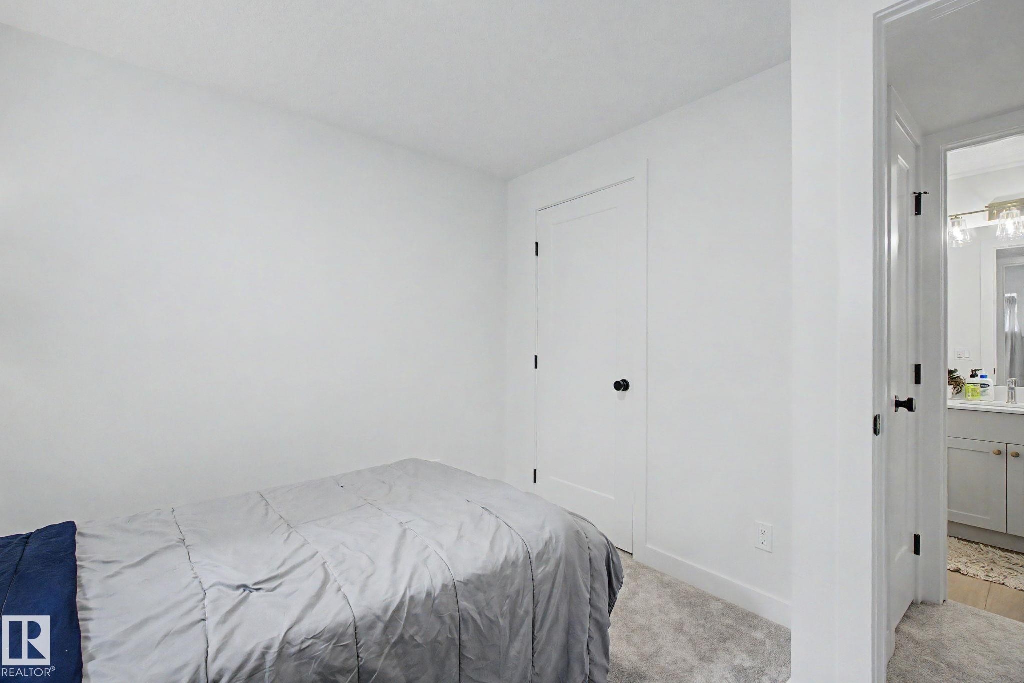 117 Brickyard Drive, Stony Plain, AB - Indoor Photo Showing Bedroom