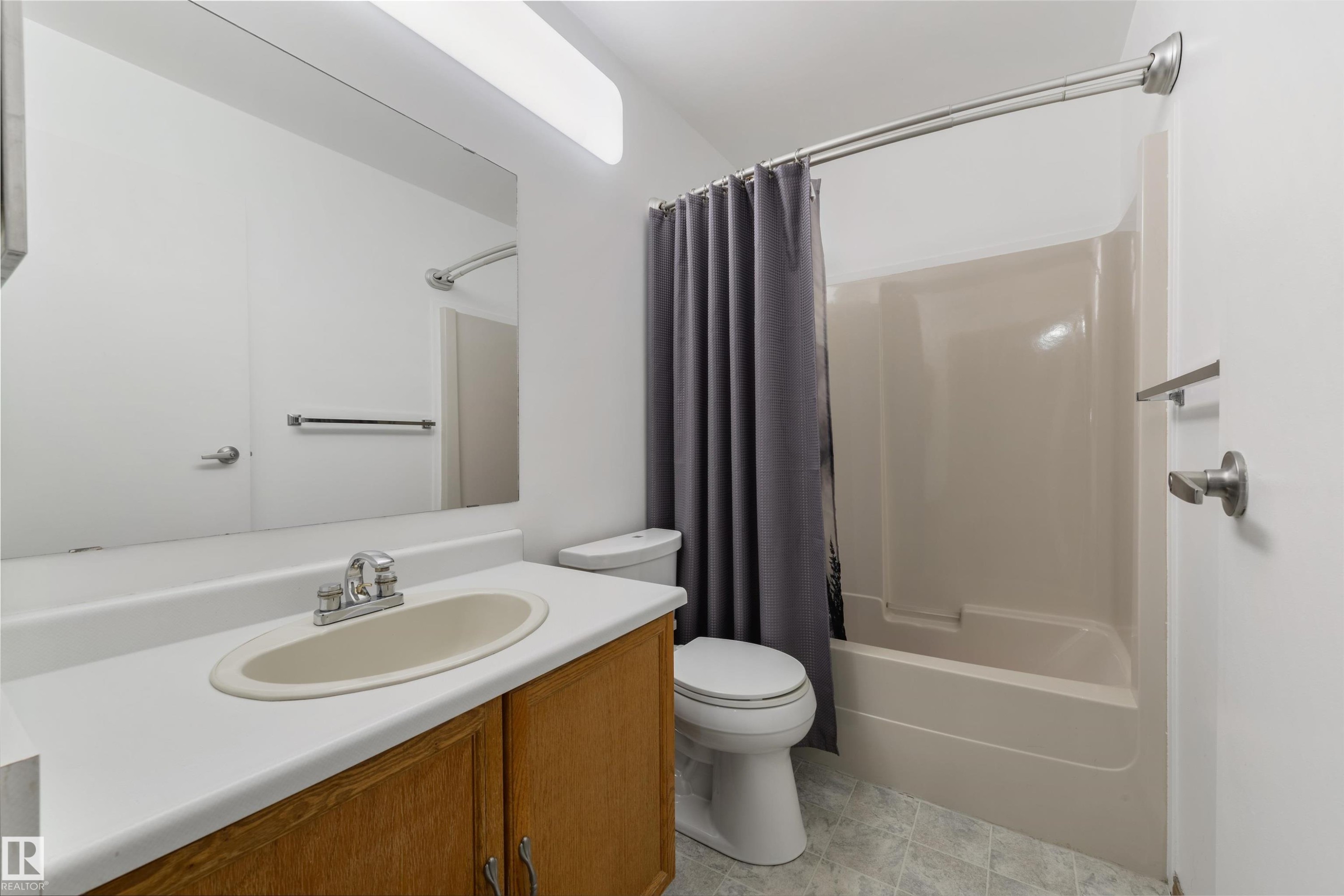 4012 44 Avenue, Stony Plain, AB - Indoor Photo Showing Bathroom