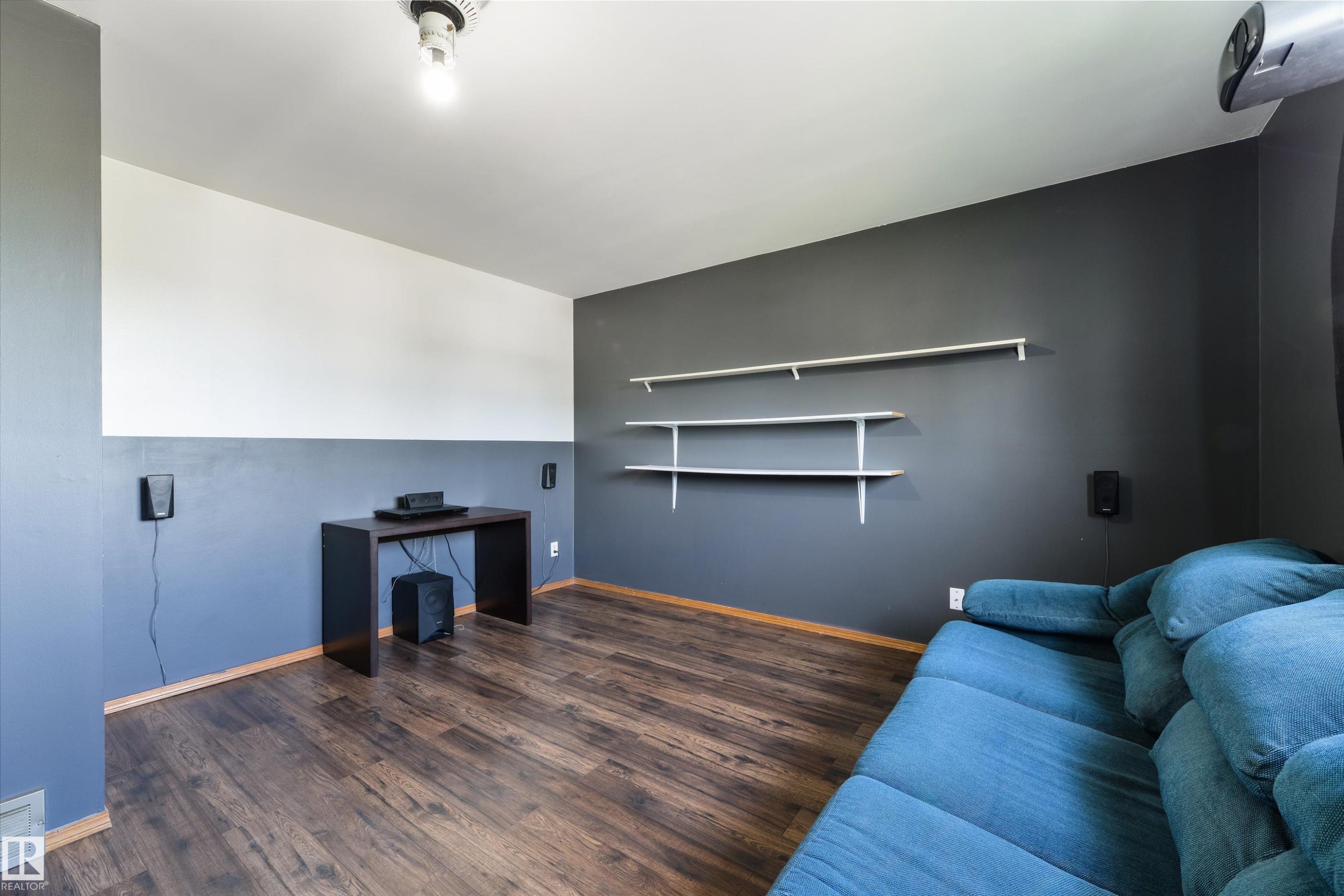 4012 44 Avenue, Stony Plain, AB - Indoor Photo Showing Other Room