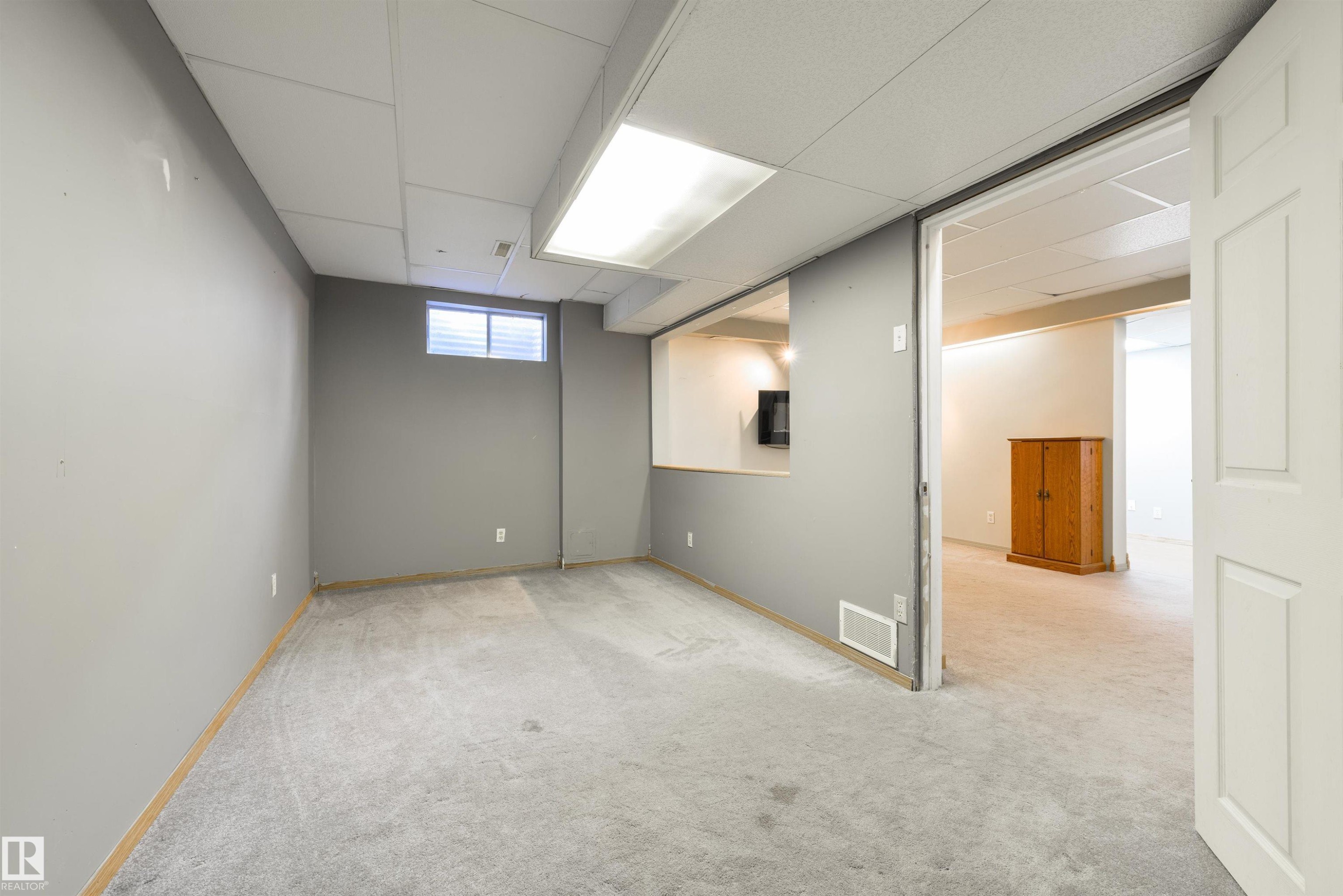 4012 44 Avenue, Stony Plain, AB - Indoor Photo Showing Basement